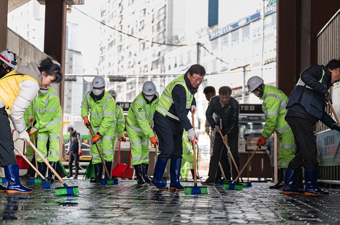 주민과 함께하는 봄맞이 대청소