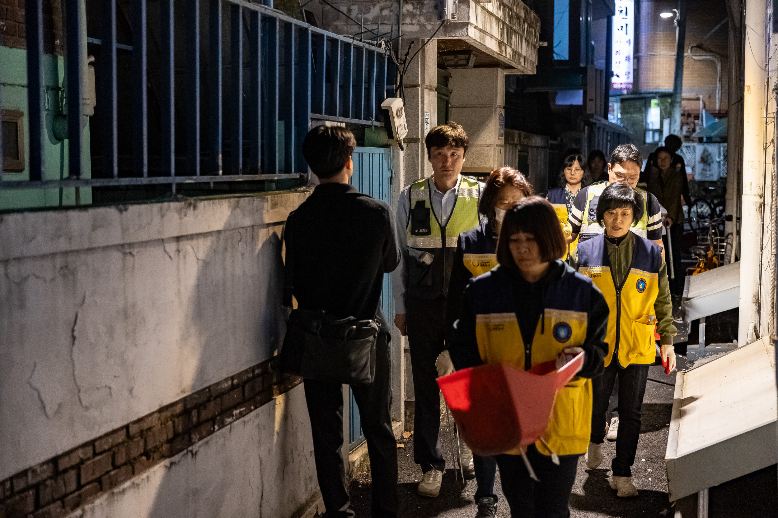 20231017-광진구 자양4동 주민합동 야간순찰 231017-1000_G_161434.jpg