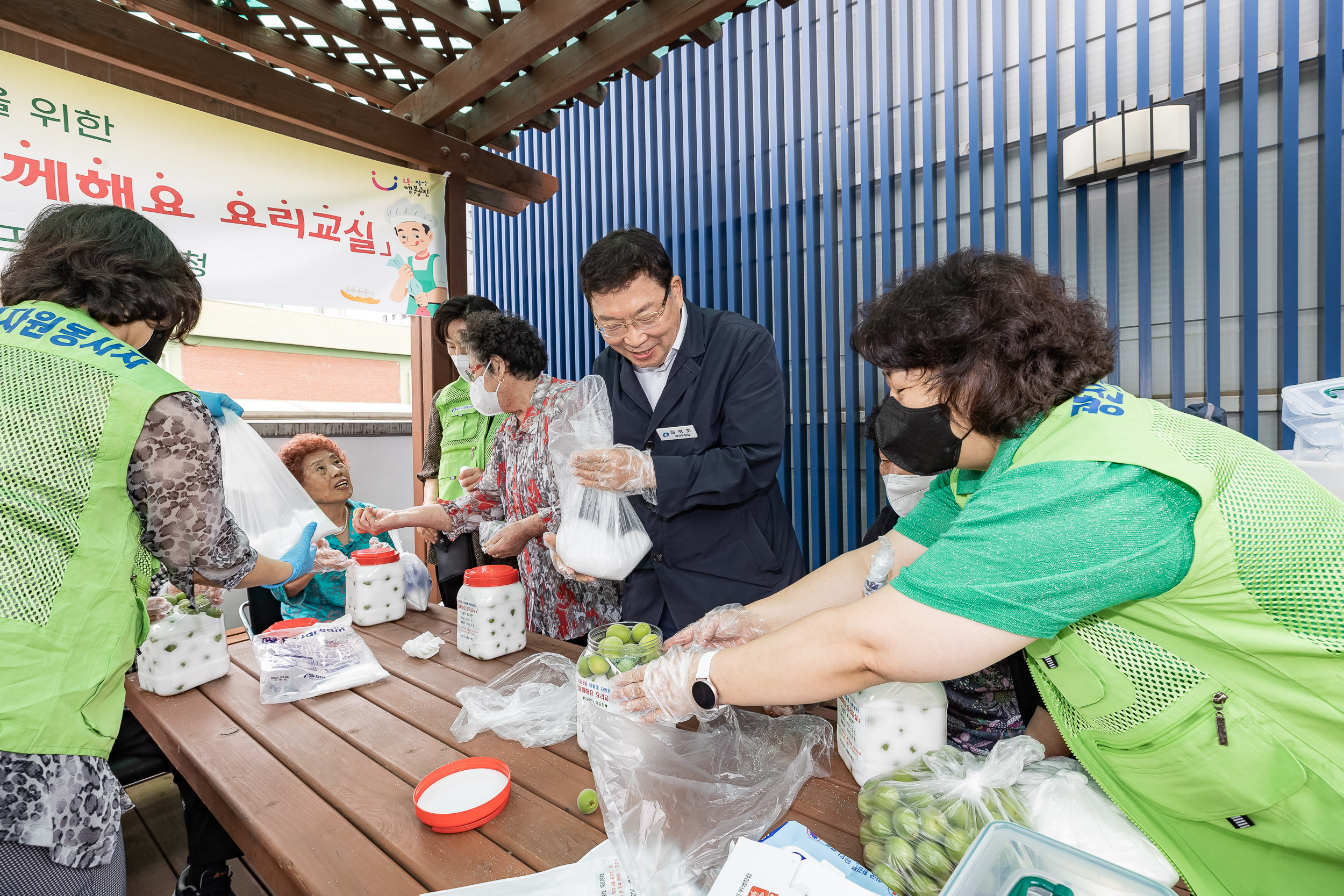 20230601-자양3동 자원봉사캠프 '함께해요 요리교실' 230601-0444_G_174050.jpg