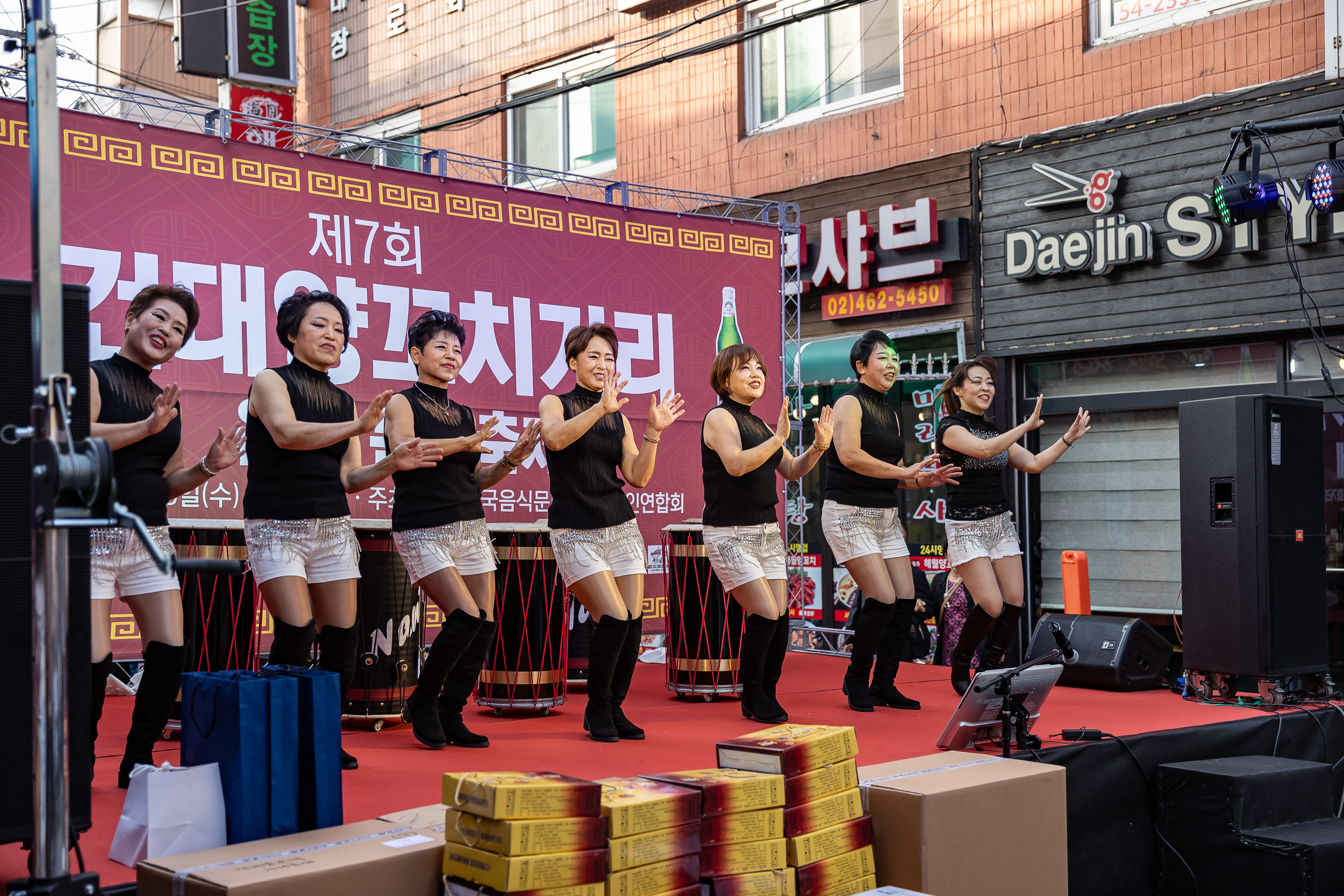 20231018-제7회 건대양꼬치거리 축제 231018-0302_G_161806.jpg