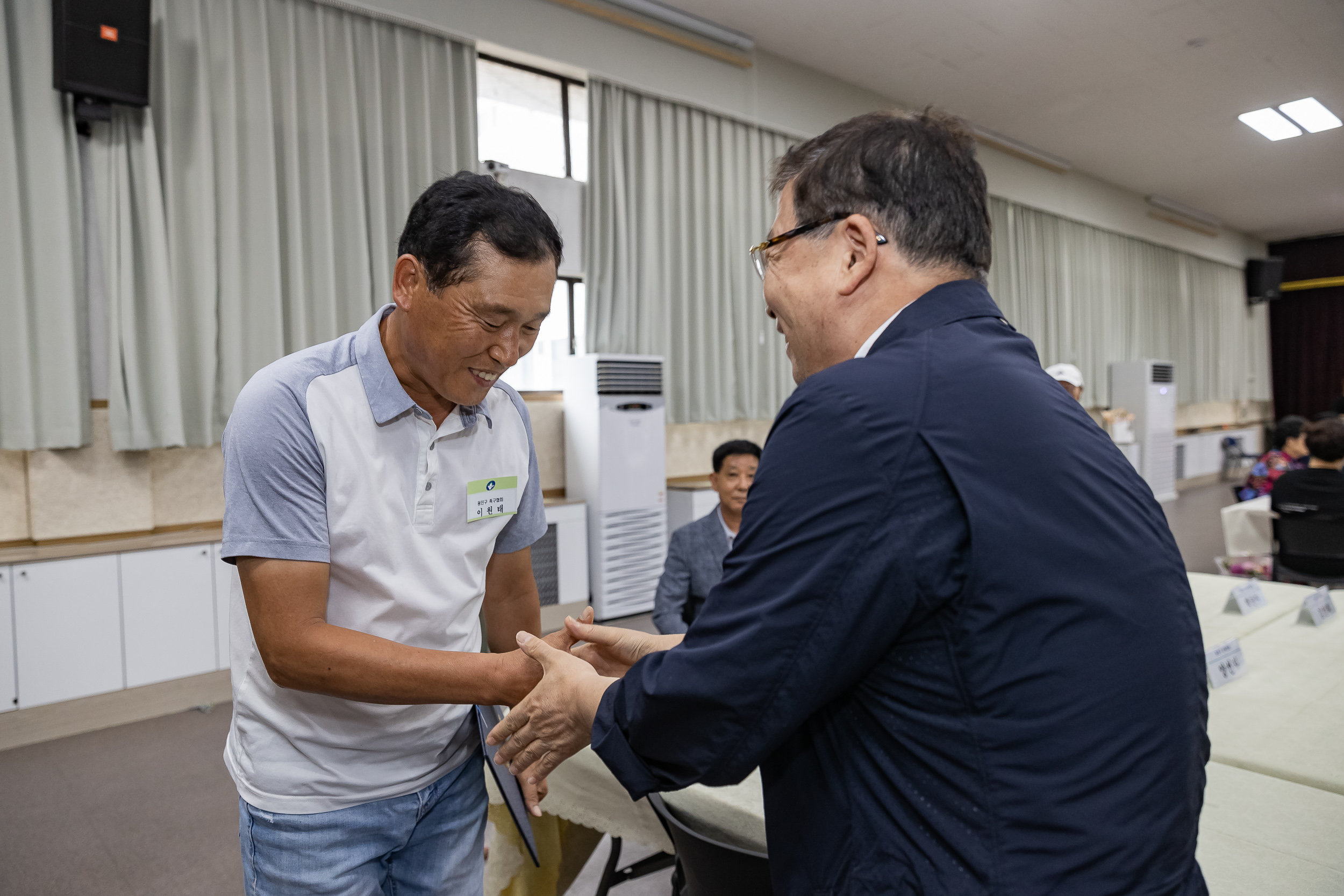 20230626-2023년 2분기 정기구민표창 수여식 230626-0705_G_101401.jpg