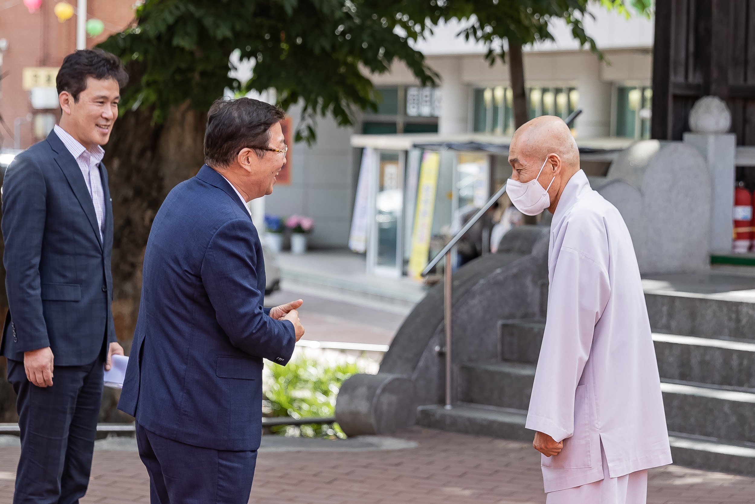 20230522-부처님 오신 날 맞이 관내 사찰 방문 230522-0164_G_192706.jpg