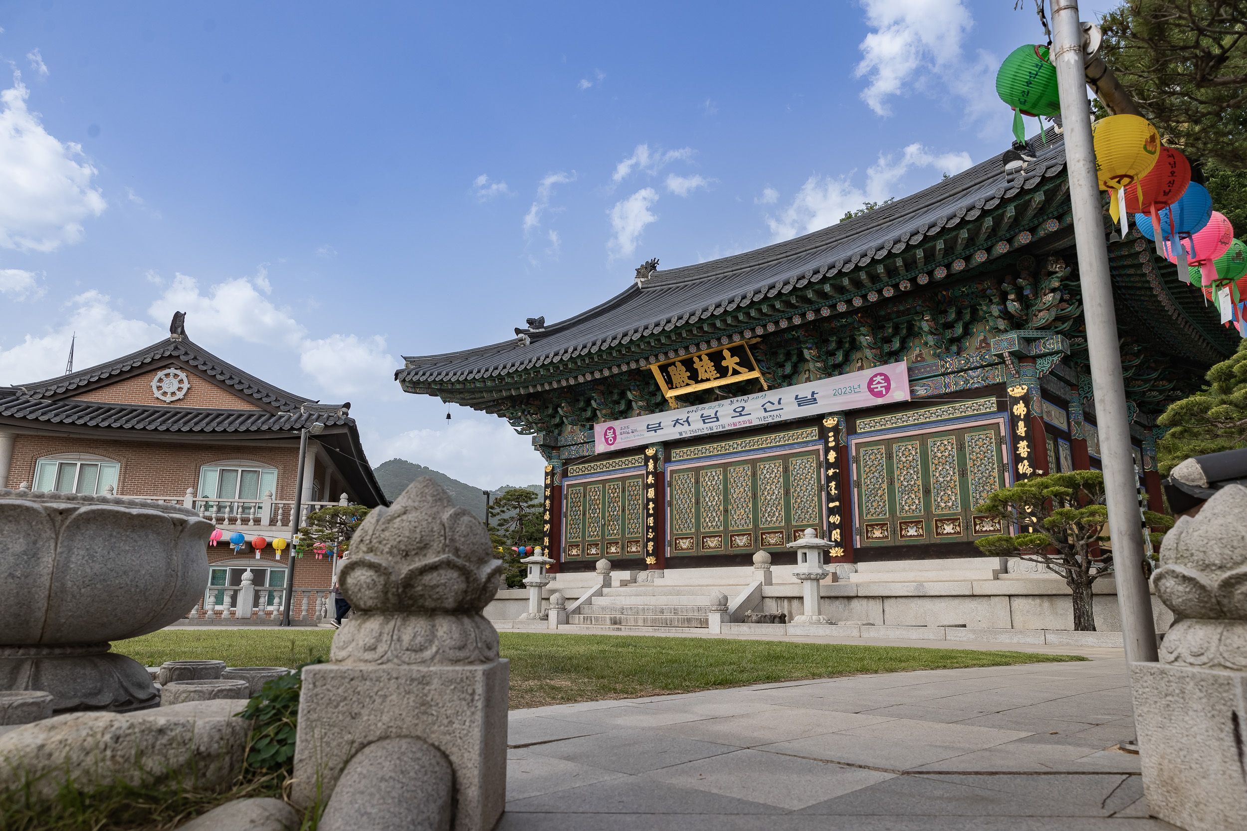 20230522-부처님 오신 날 맞이 관내 사찰 방문 230522-0188_G_192706.jpg