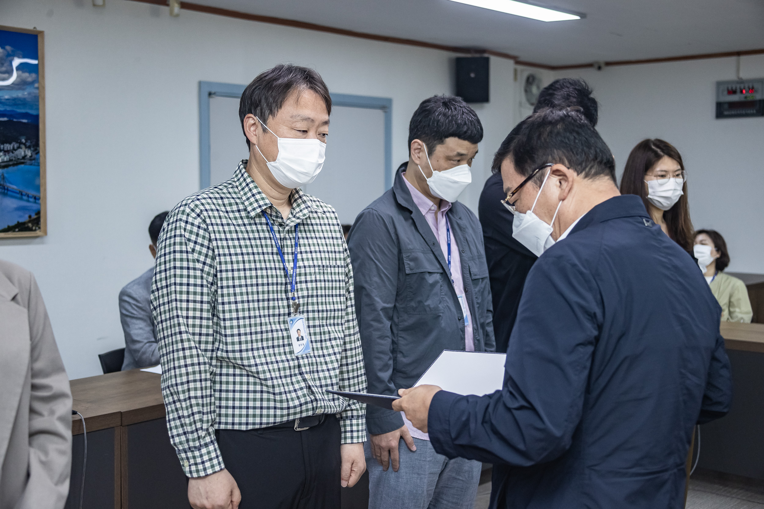 20220922-2022년 9월 우수공무원 표창 220922-0046_G_152430.jpg