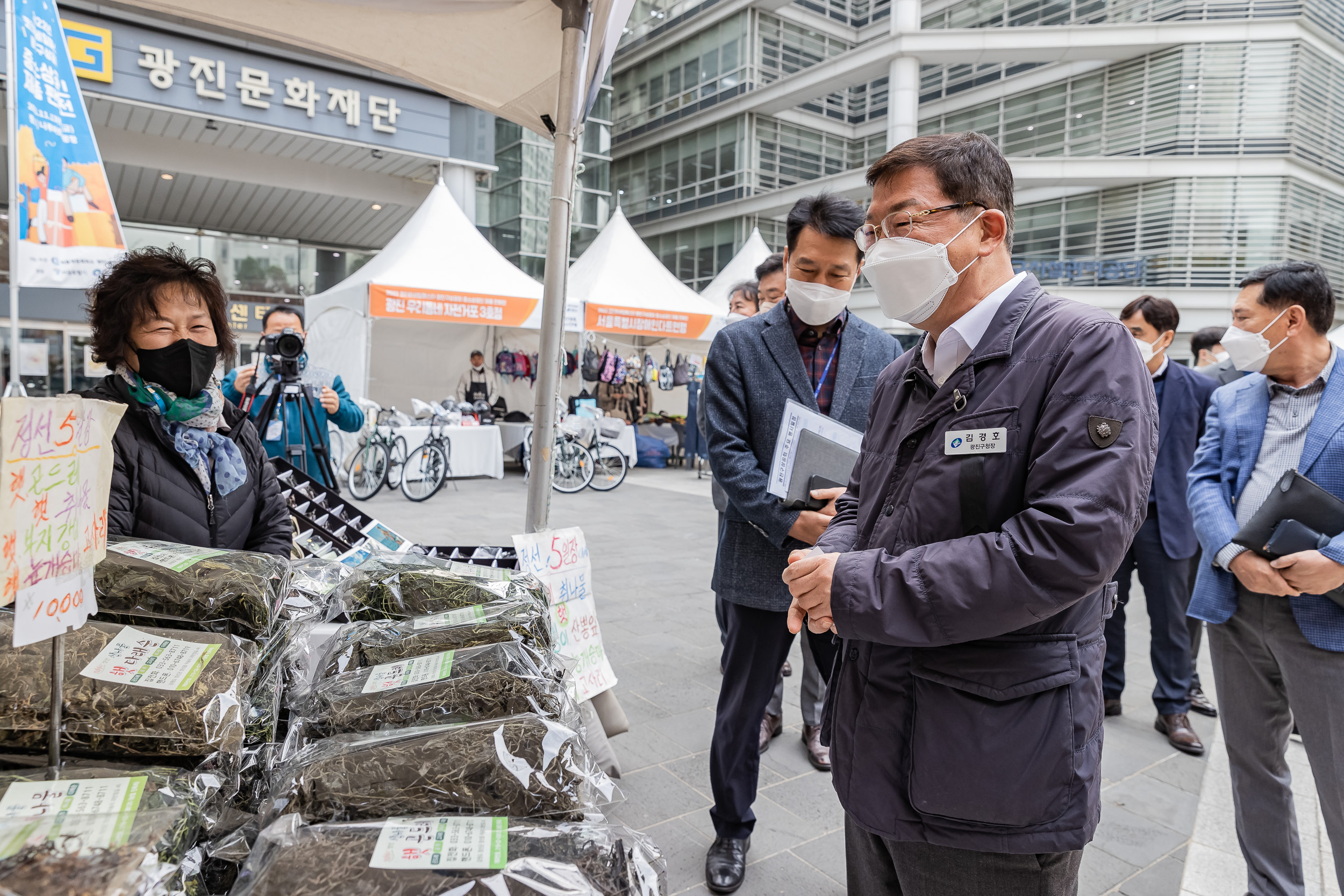20221103-중소상공인 제품 판매전 221103-0210_G_150133.jpg