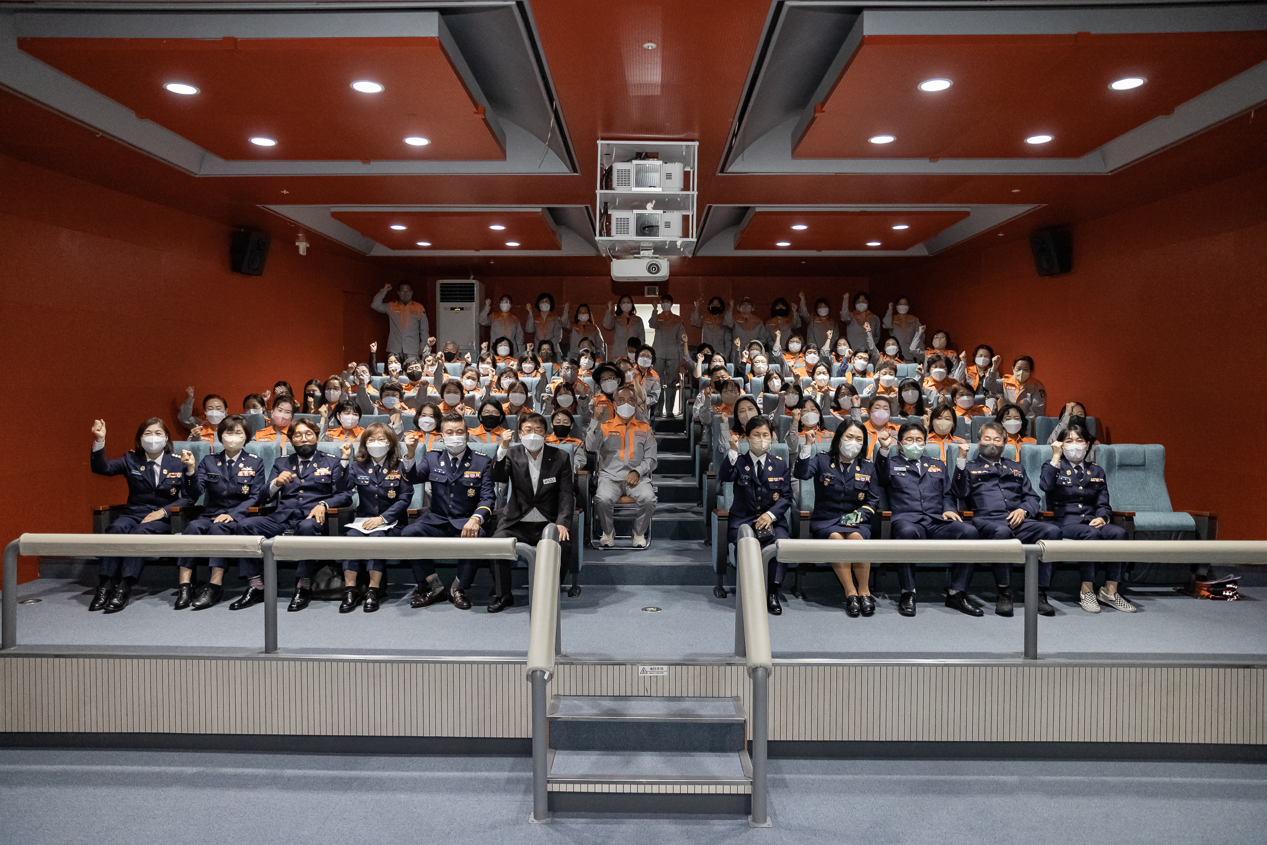 20221028-2022년 광진소방서 의용소방대 정기교육 221028-0637_G_174257.jpg