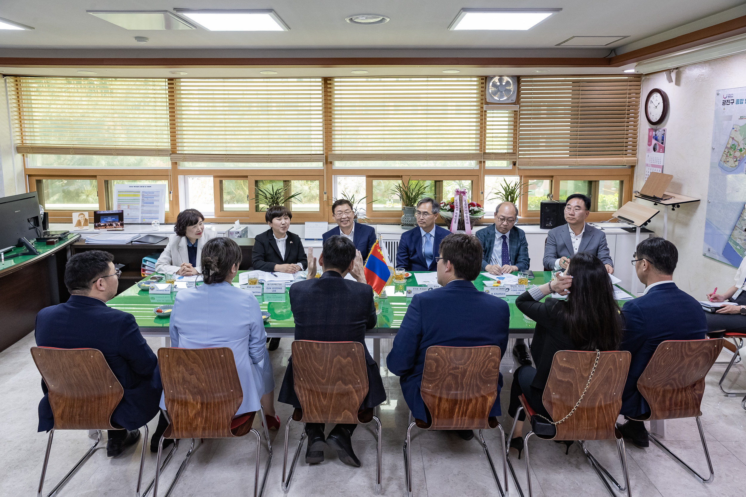 20230512-국외 자매도시 몽골 항올구 대표단 방문 230512-0262_G_193947.jpg