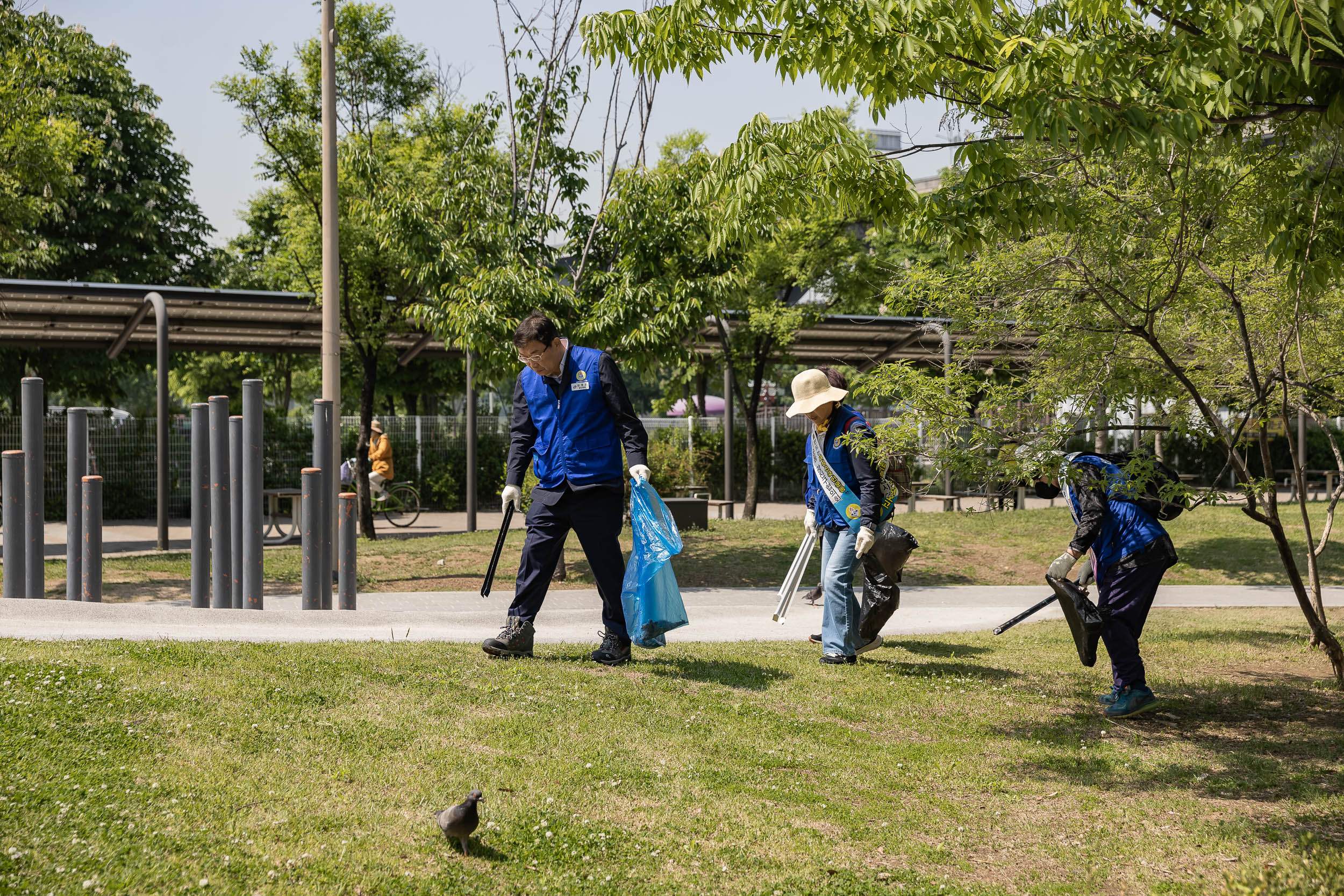 20230509-바르게살기운동 광진구협의회 국토대청결 운동 230509-0279_G_100045.jpg