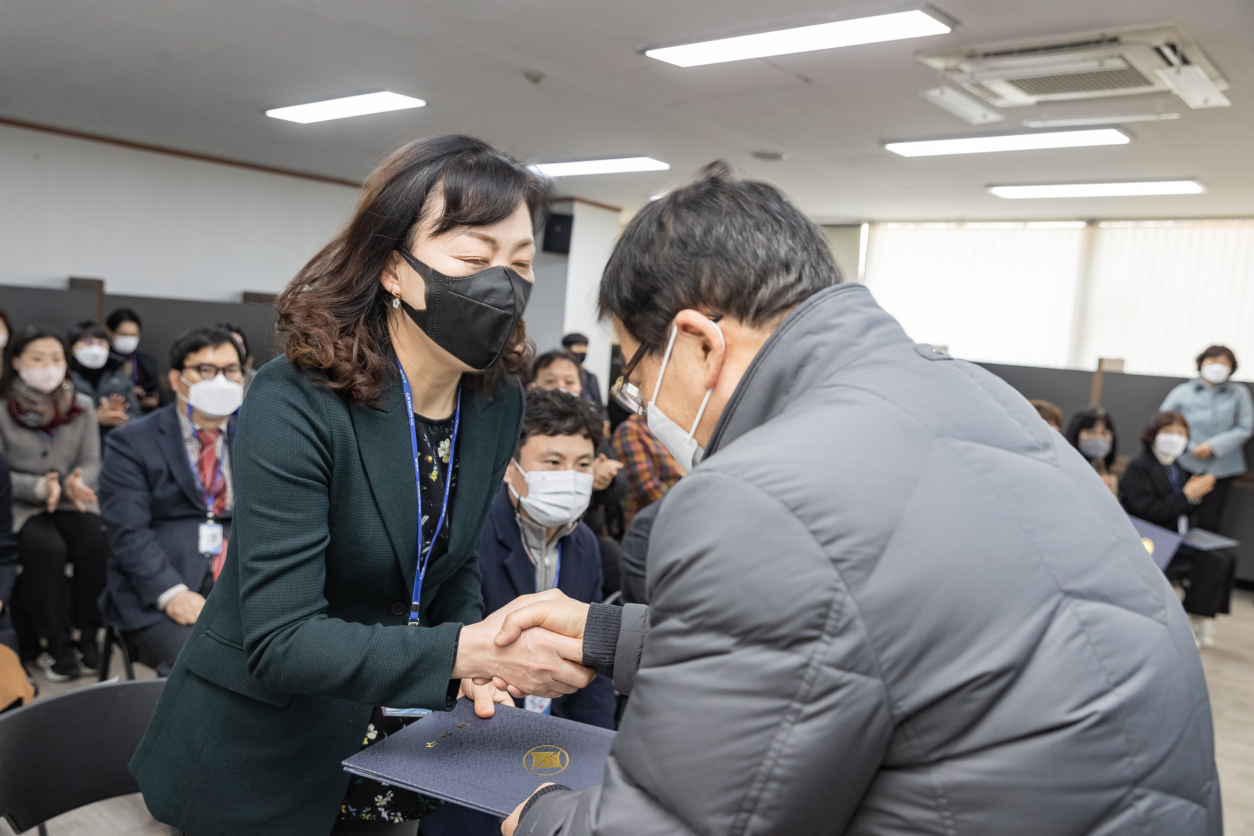 20221227-2023 상반기 정기인사 발령장 수여식 221227-0480_G_144120.jpg