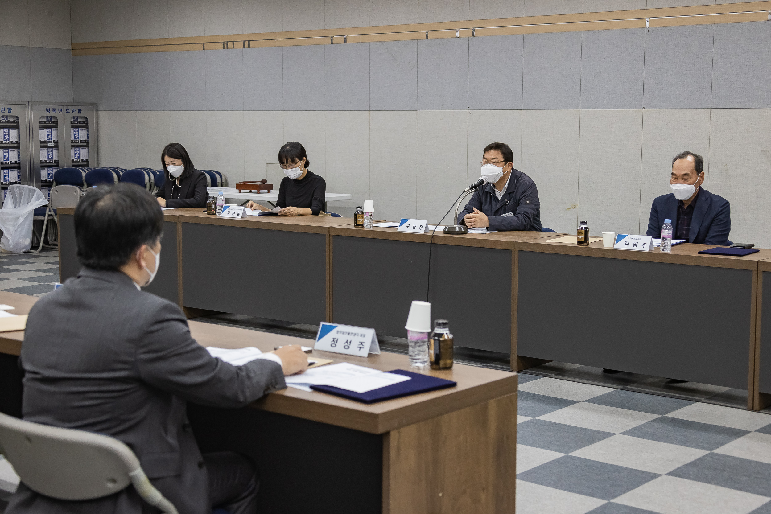20221012-2022년 제4회 계약심의위원회 개최 및 위촉장수여 221012-0087_G_085259.jpg