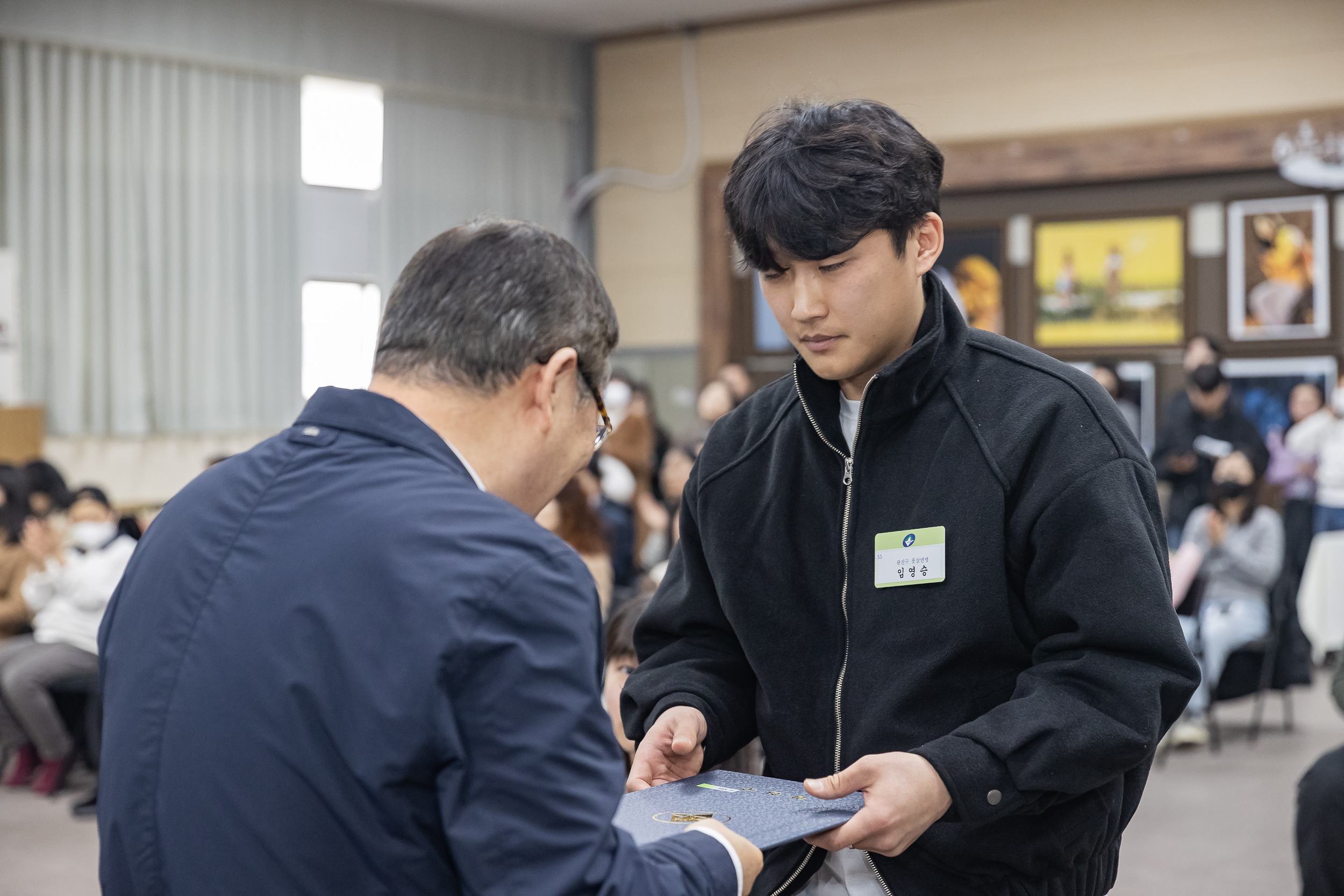 20250121-2025년 1월 정기 구민표창 수여식 2025121_5945_G_203734.jpg
