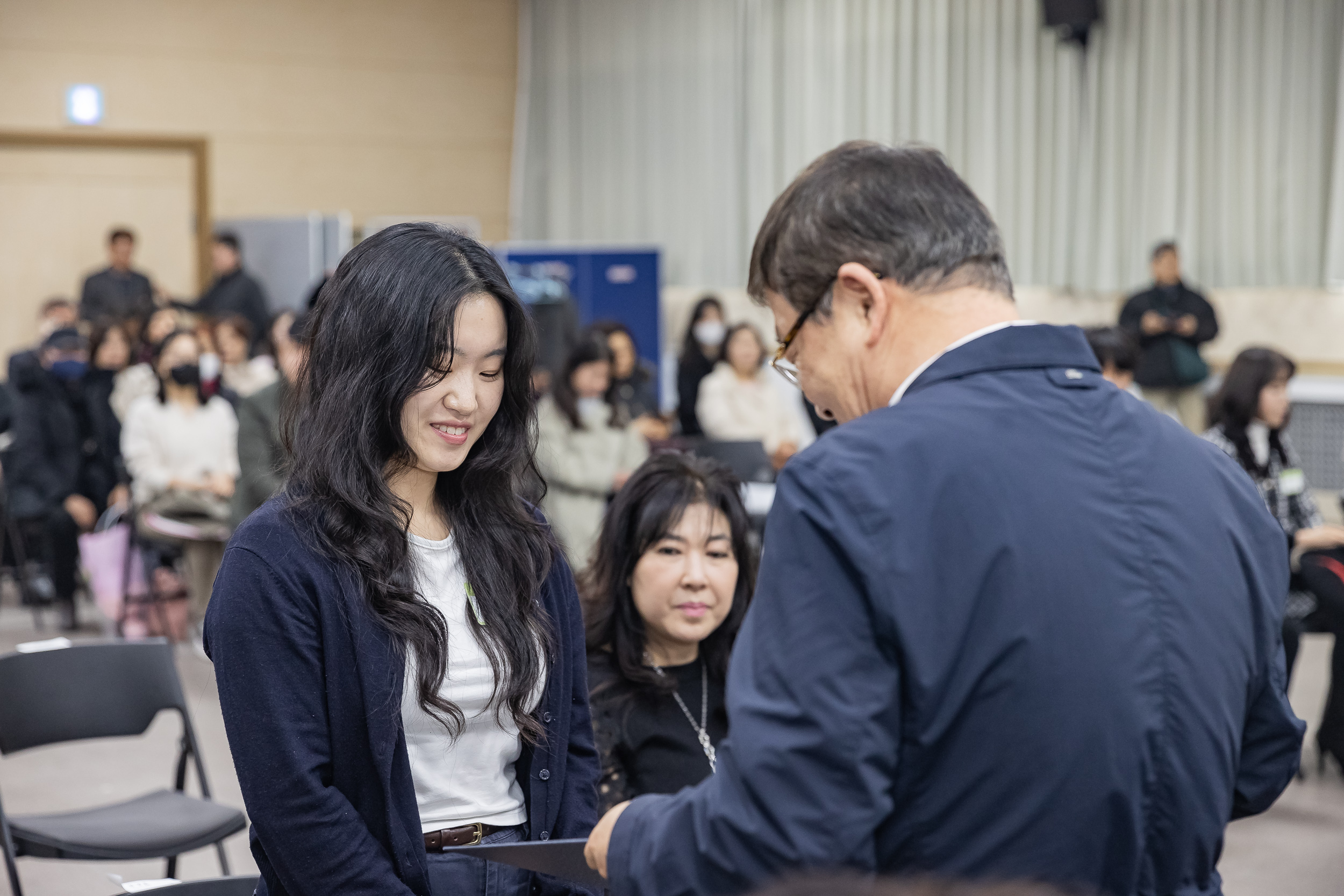 20250121-2025년 1월 정기 구민표창 수여식 2025121_5774_G_203731.jpg