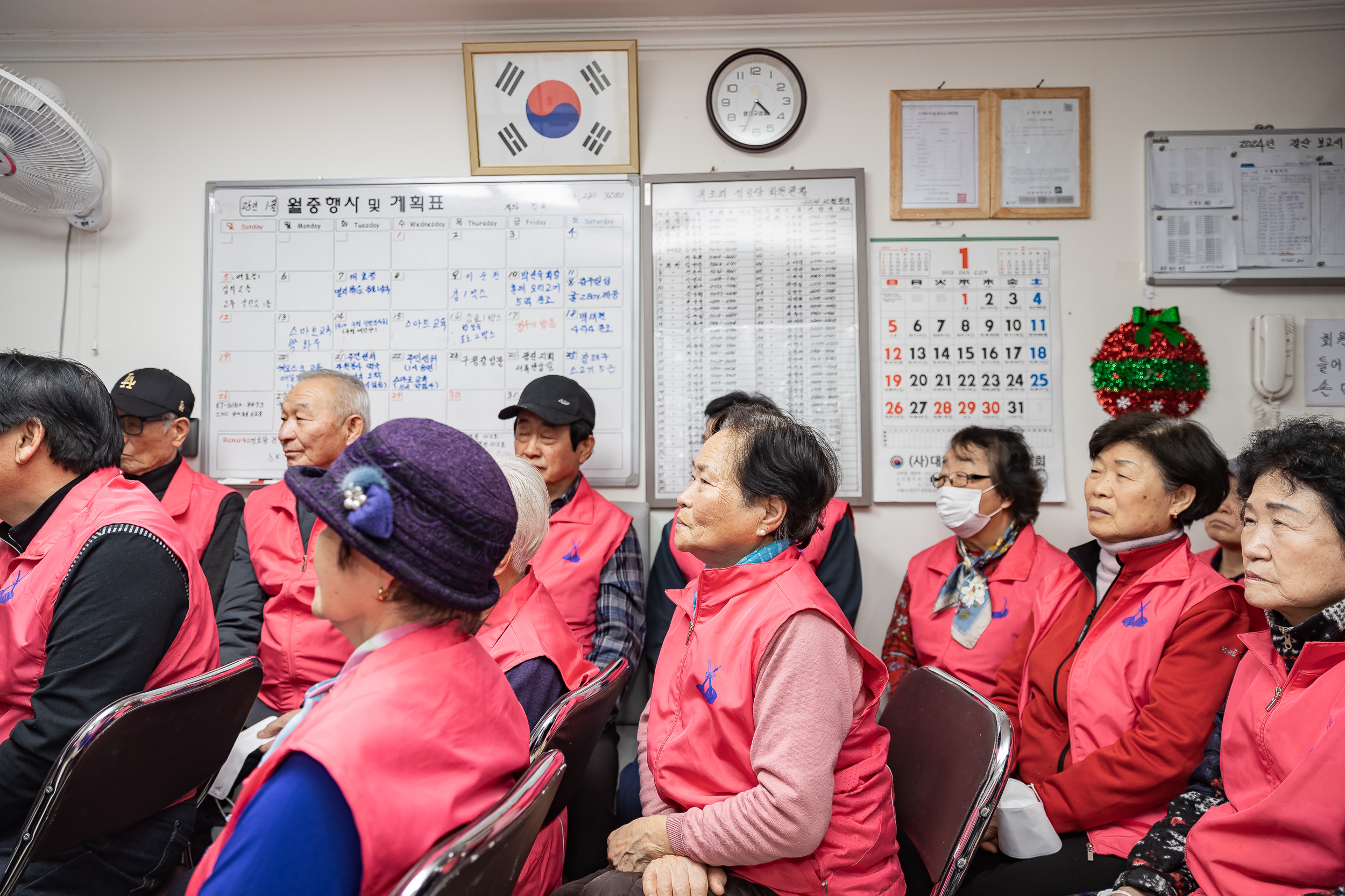 20250123-설맞이 경로당 방문(복조리 경로당) 2025123_1779_G_142245.jpg