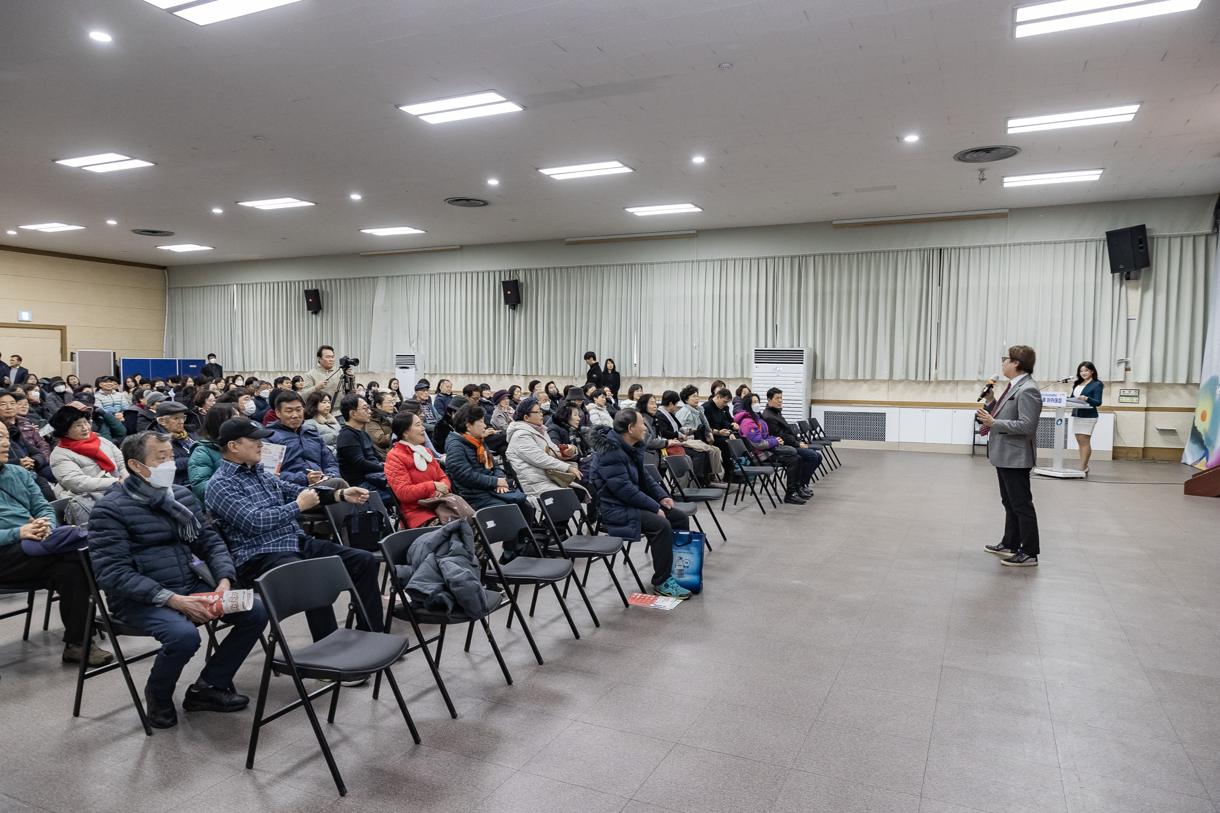 20241212-천만 영화로 살펴보는 소통과 공감 '광나루아카데미' 20241212_5187_G_213355.jpg