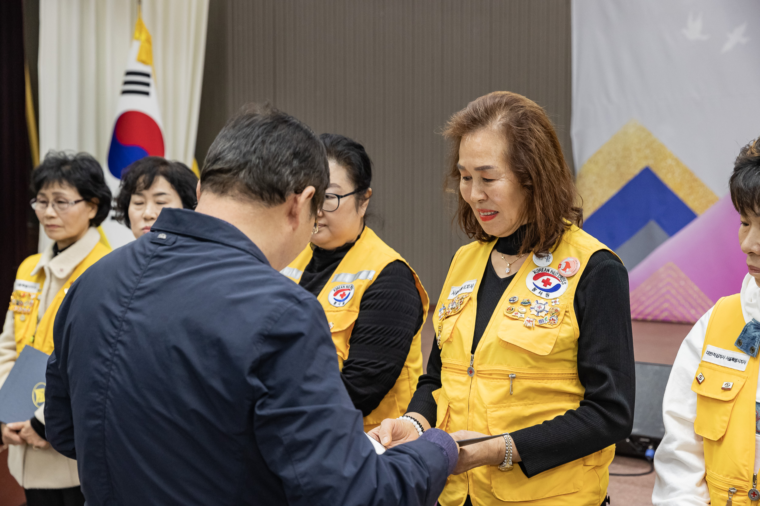20241217-대한적십자봉사회 광진구지구협의회 적십자 가족의 날 20241217_7125_G_195551.jpg