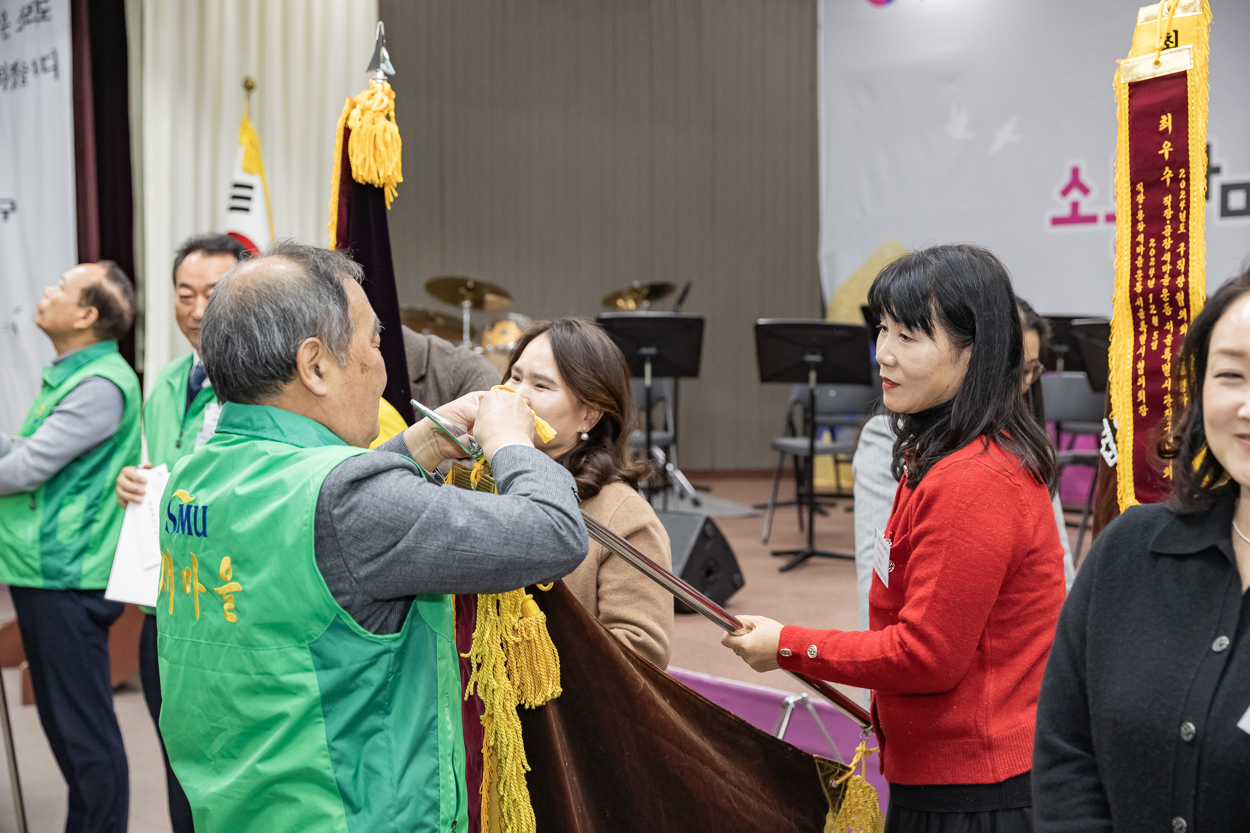 20241218-2024 광진구 새마을지도자대회 20241218_7010_200658.jpg