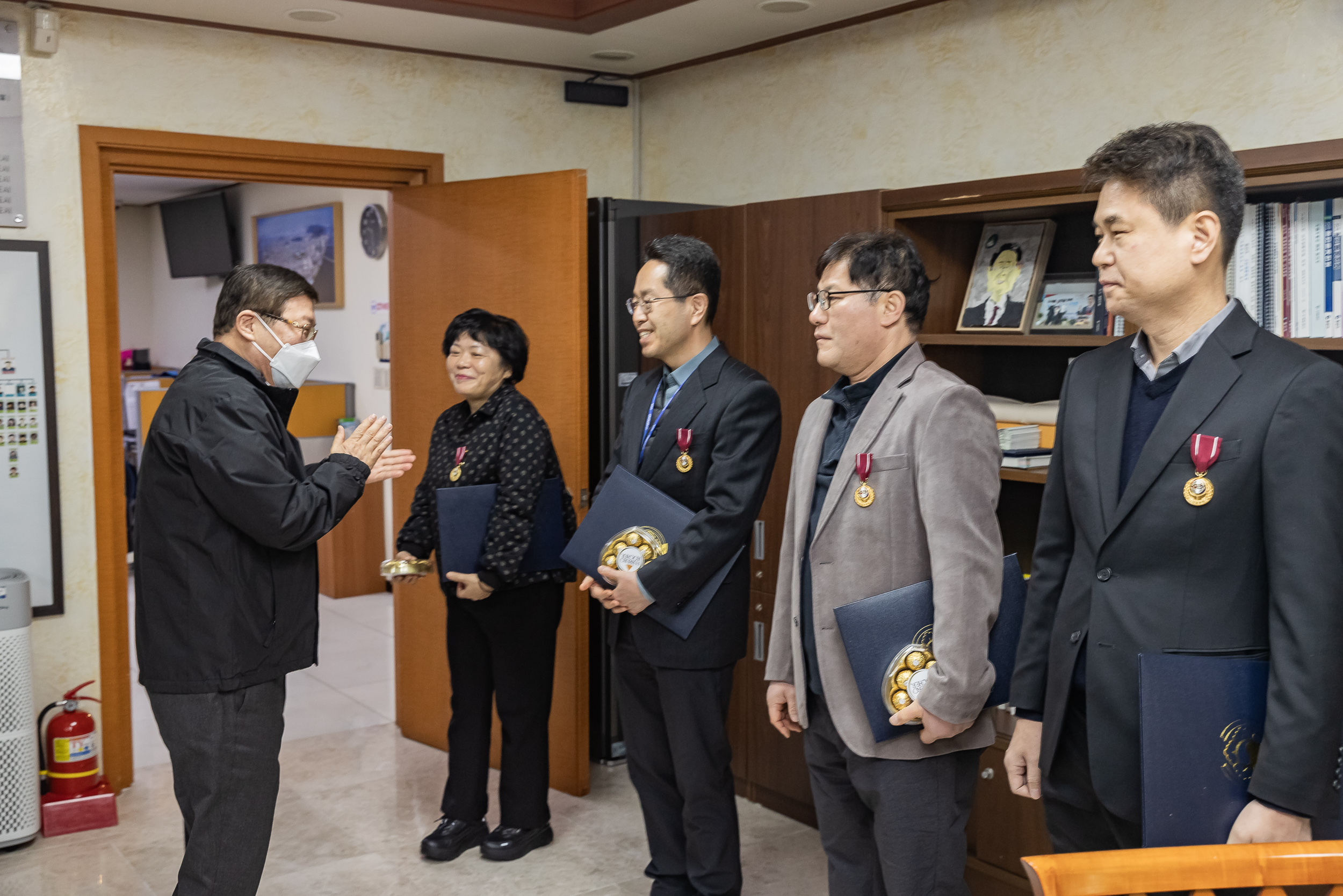 20250220-모범공무원 표창수여 20250220-7560_G_171409.jpg