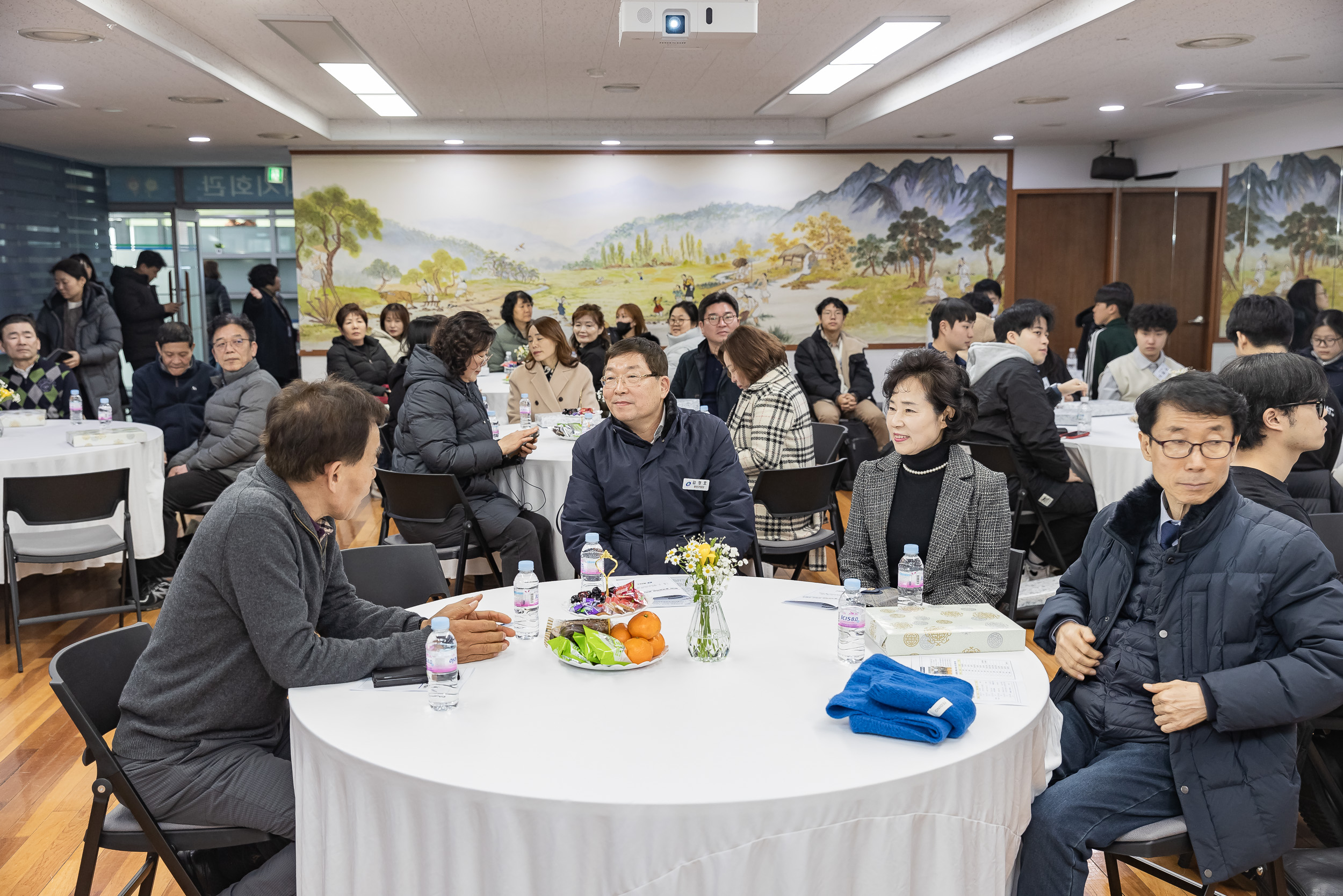 20250213-제5회 중곡장학회 장학금 전달식 20250213-6883-제5회 중곡장학회 장학금 전달식_G_142453.jpg