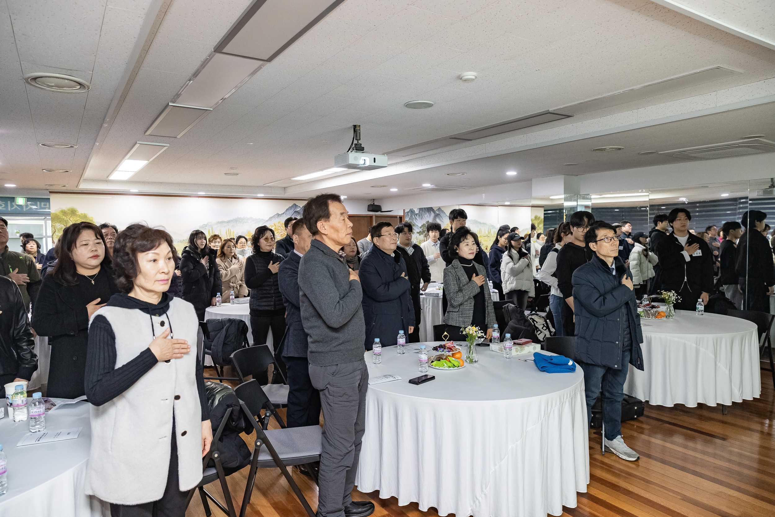 20250213-제5회 중곡장학회 장학금 전달식 20250213-6905-제5회 중곡장학회 장학금 전달식_G_142453.jpg