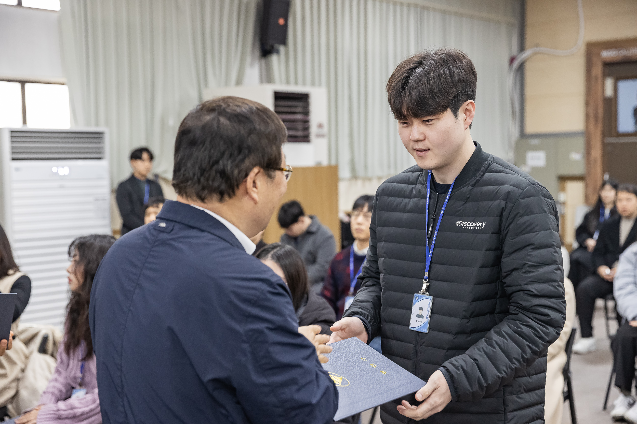 20241230-2025년 상반기 정기인사 발령장 수여식 20241230_9378_G_132734.jpg