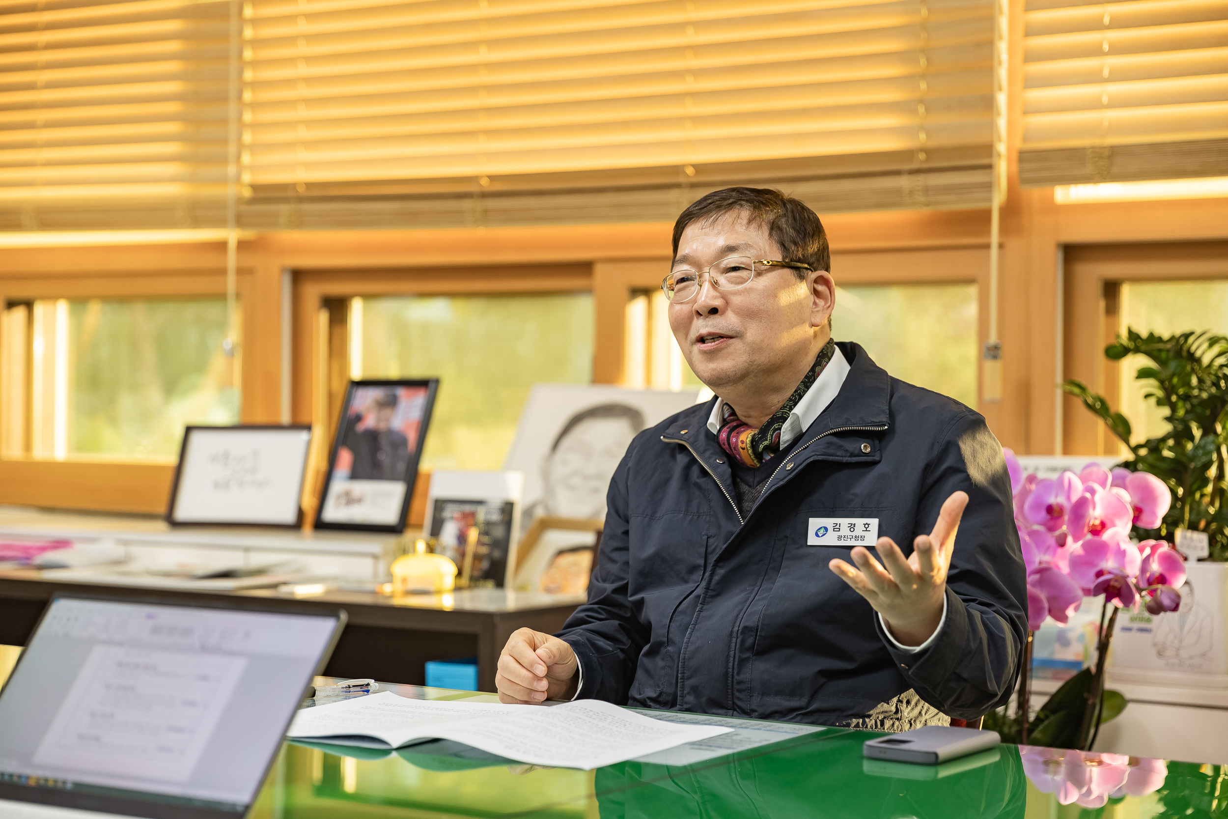 20250108-서울신문과 인터뷰 중인 광진구청장 2025108_5482_G_170309.jpg