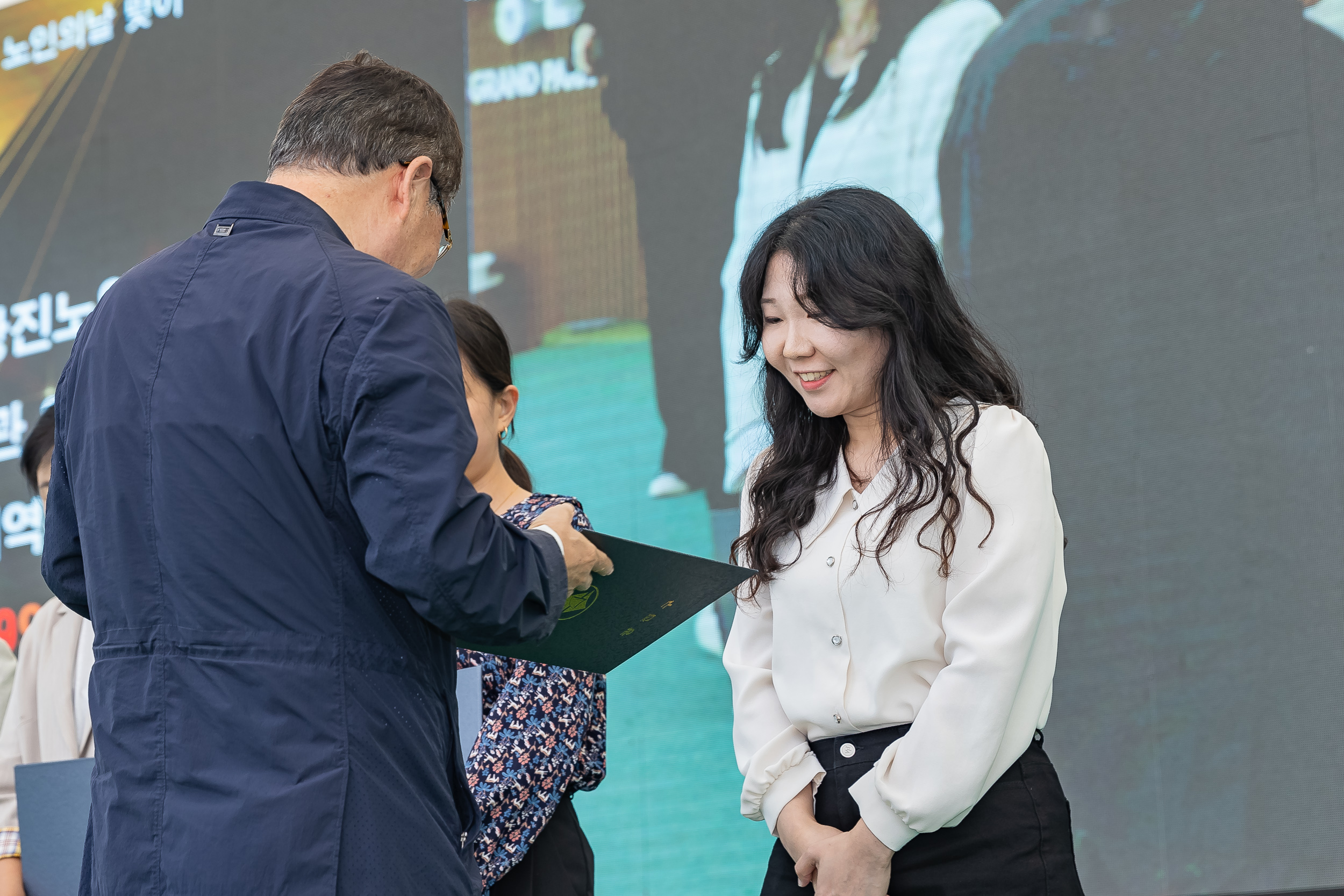 20241011-노인의 날 기념 9988 해피투게더 241011-0679_Gm_180122.jpg