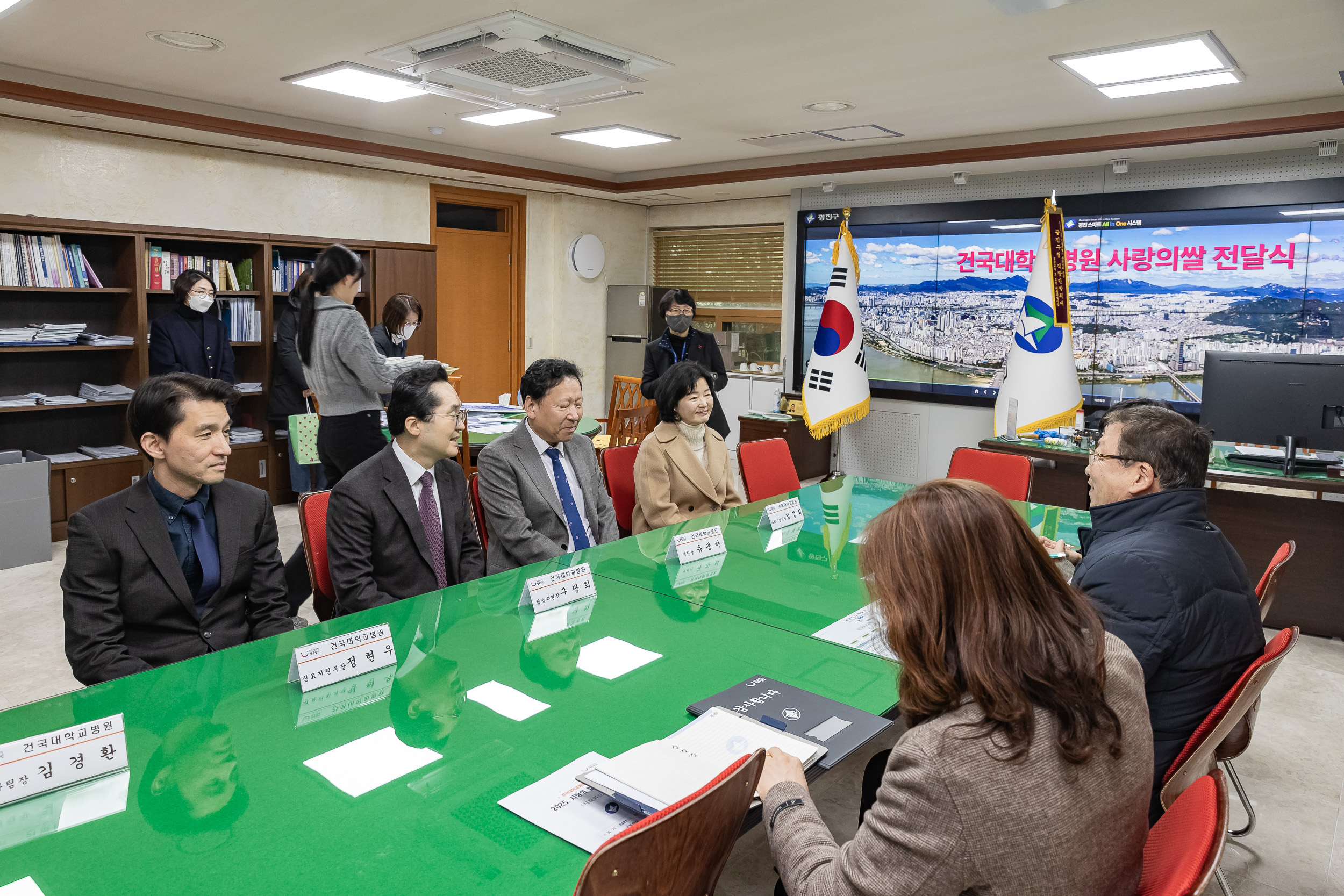 20250113-건국대학교병원 사랑의 쌀 전달식 2025113_7264_G_165907.jpg