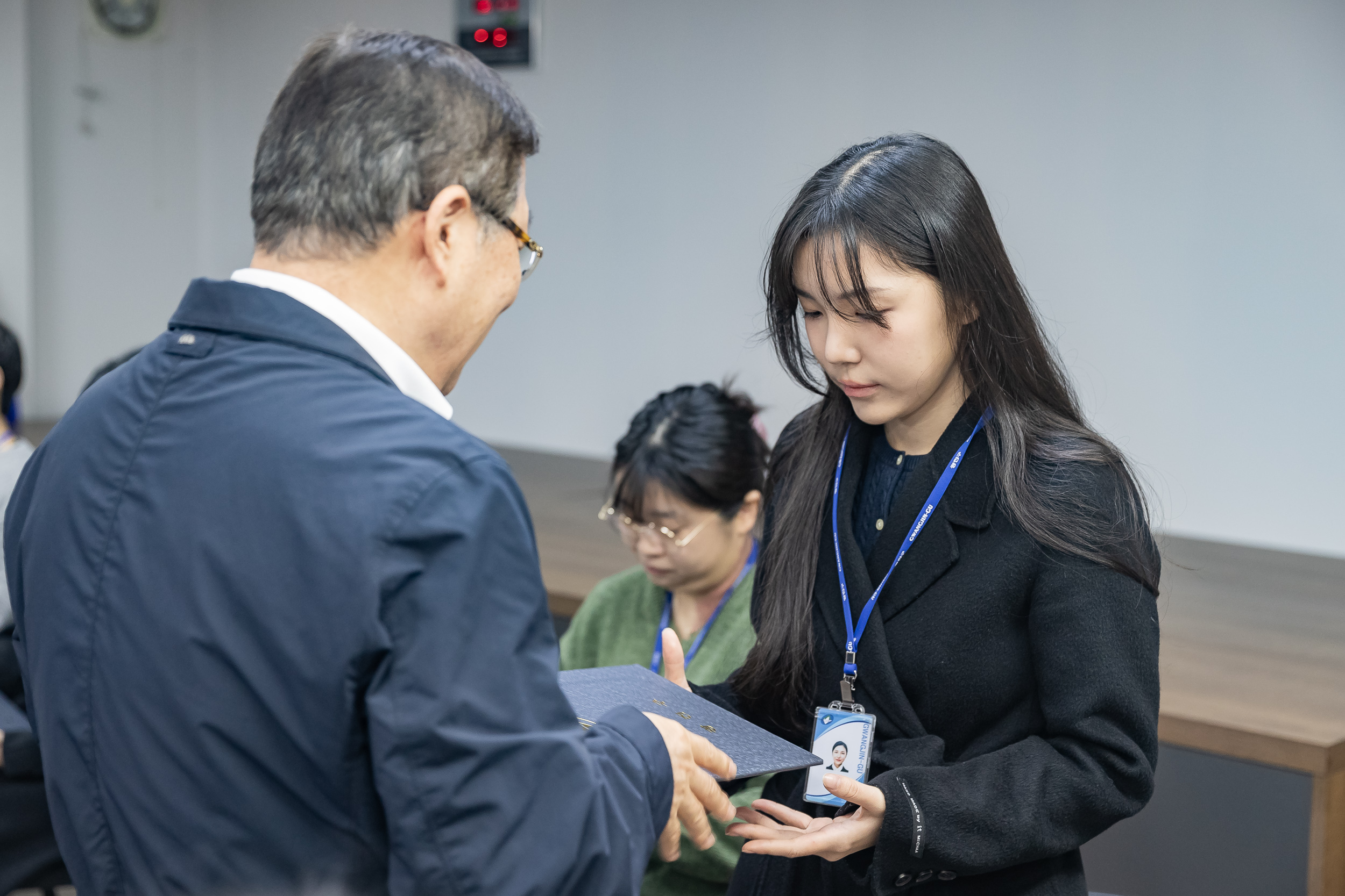 20250120-2025년 상반기 6급이하 기술직 정기인사 발령장 수여식 2025120_2162_G_212851.jpg