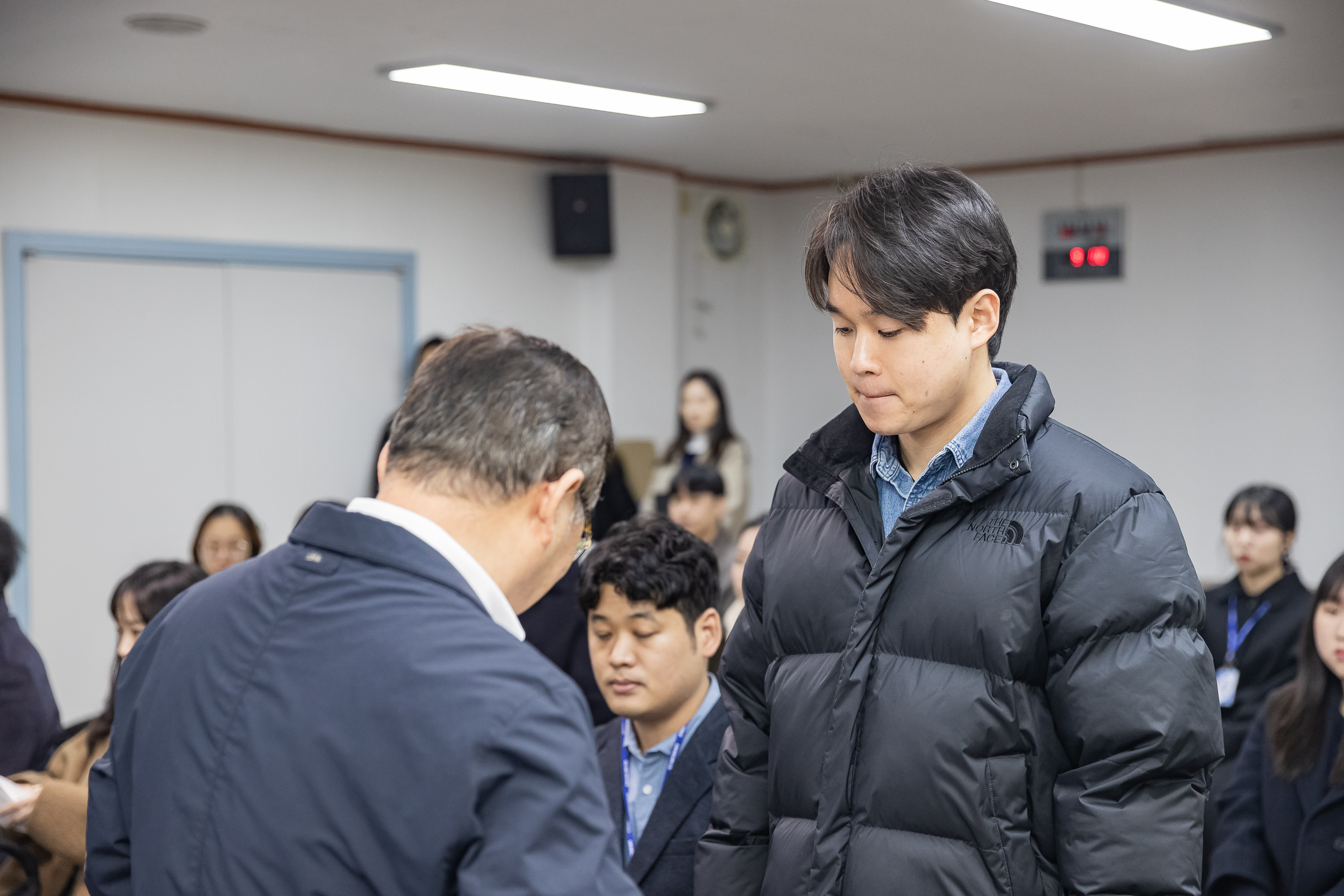 20250120-2025년 상반기 6급이하 기술직 정기인사 발령장 수여식 2025120_2017_G_212846.jpg