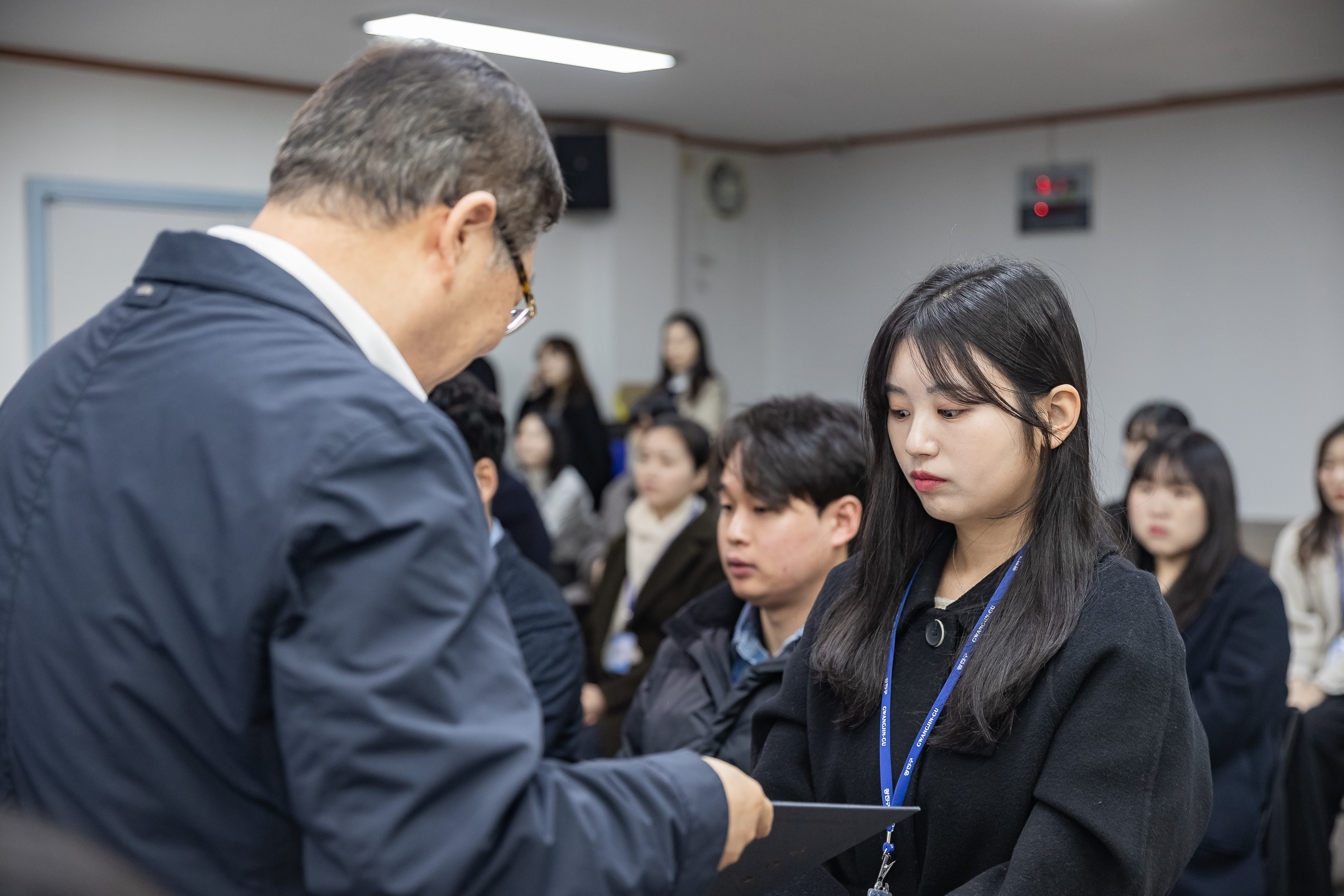 20250120-2025년 상반기 6급이하 기술직 정기인사 발령장 수여식 2025120_2026_G_212846.jpg