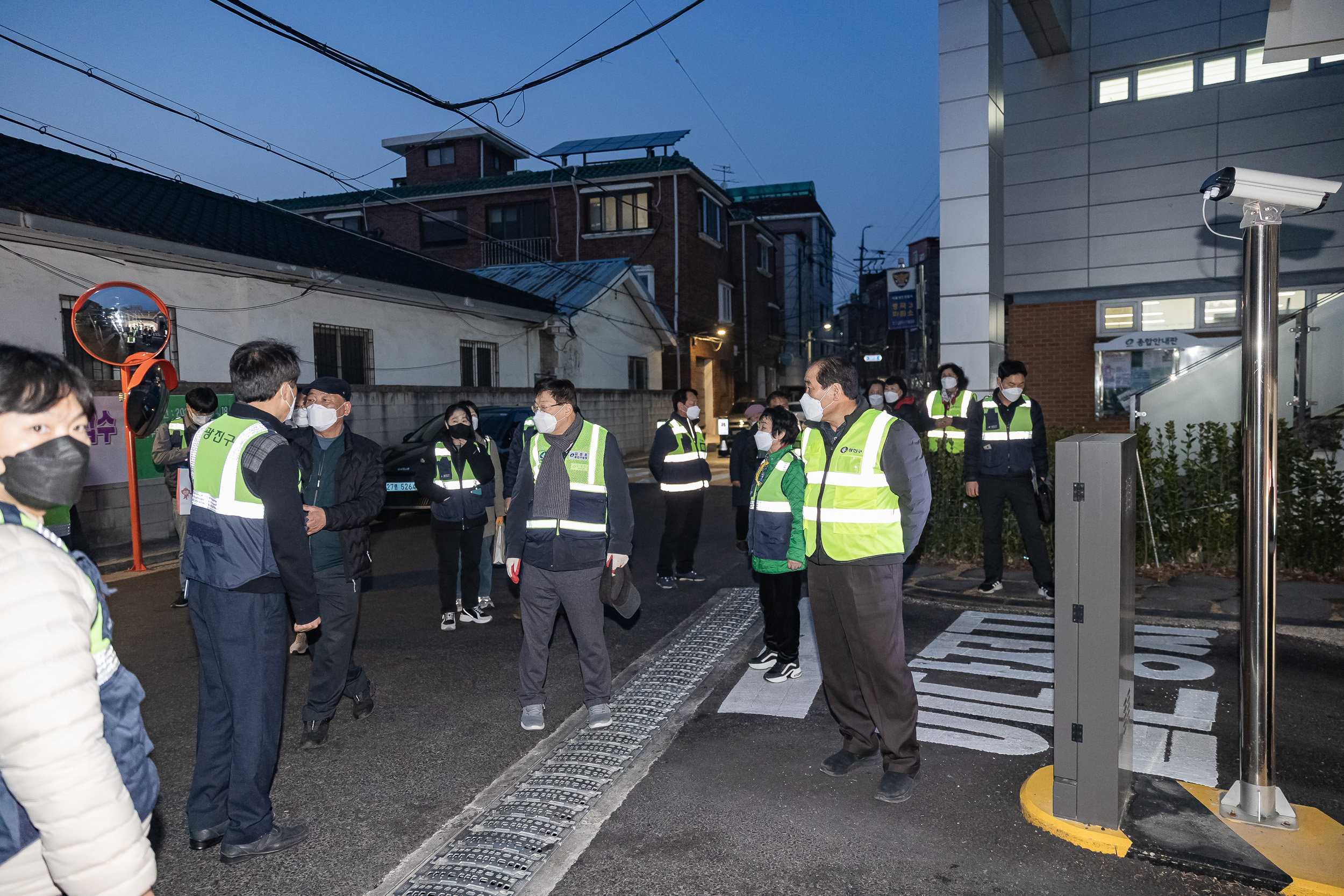 20250311-2025년 광진구 주민합동 야간순찰(중곡3동) 20250311-20165_L_191804.jpg