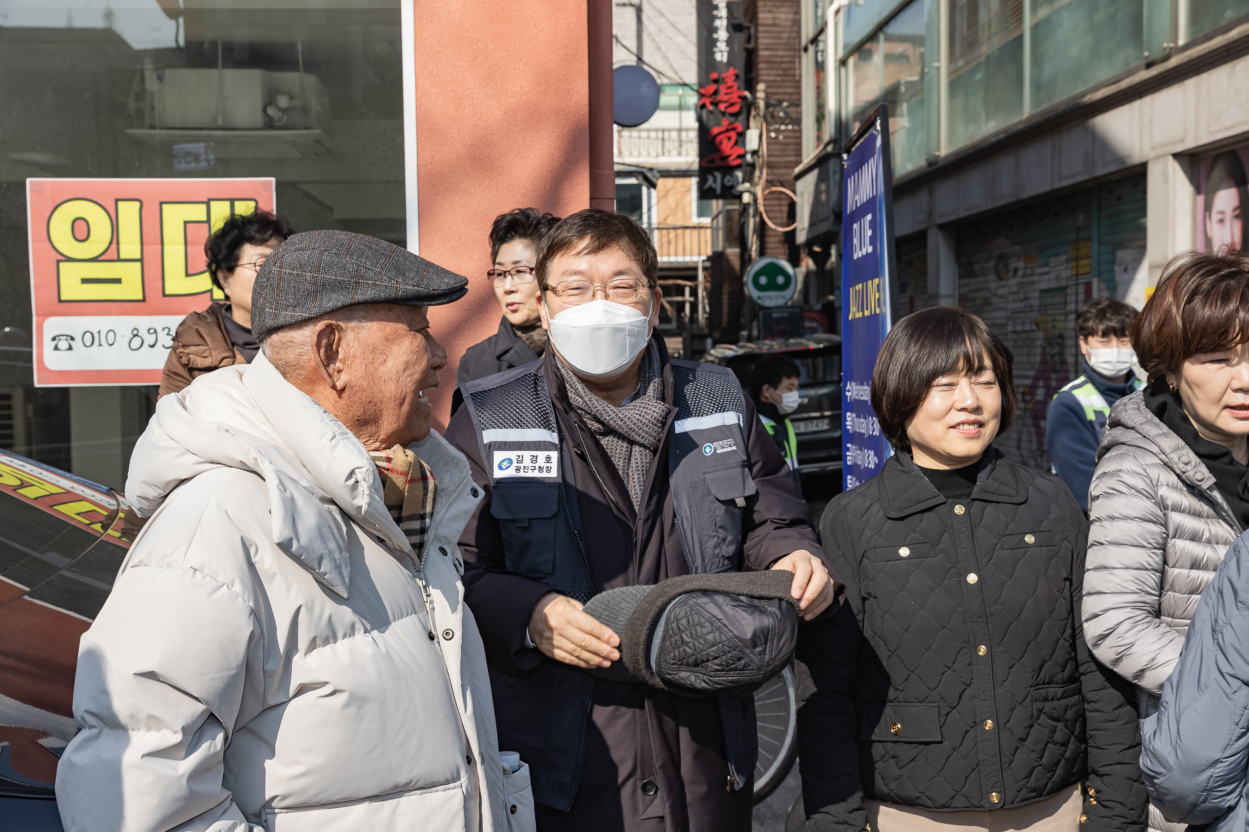 20250306-건대입구역 능동로 노점 정비 현장 20250306-07191_L_163637.jpg