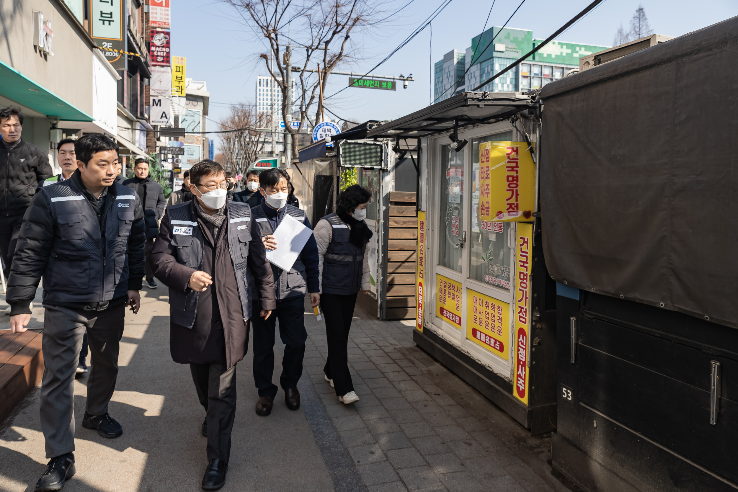 20250306-건대입구역 능동로 노점 정비 현장 20250306-07434_L_163641.jpg