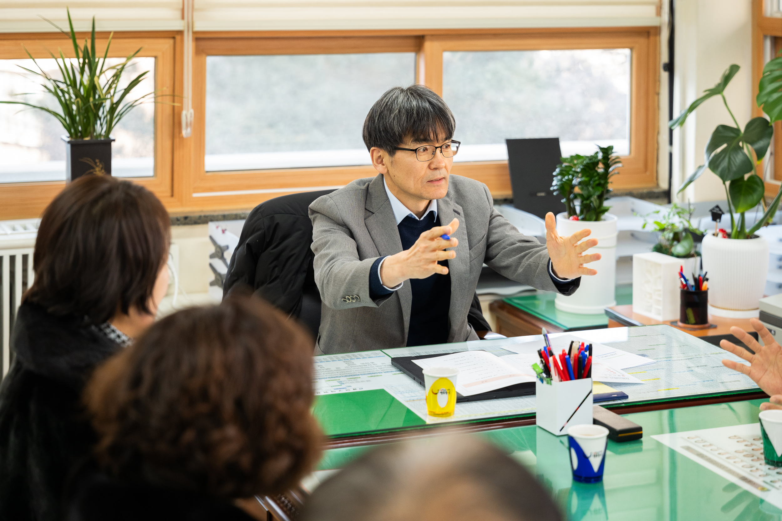 20250218-자양15번가 골목형상점가 지정서 및 상인회등록증 전달식 20250218-6957_G_155243.jpg