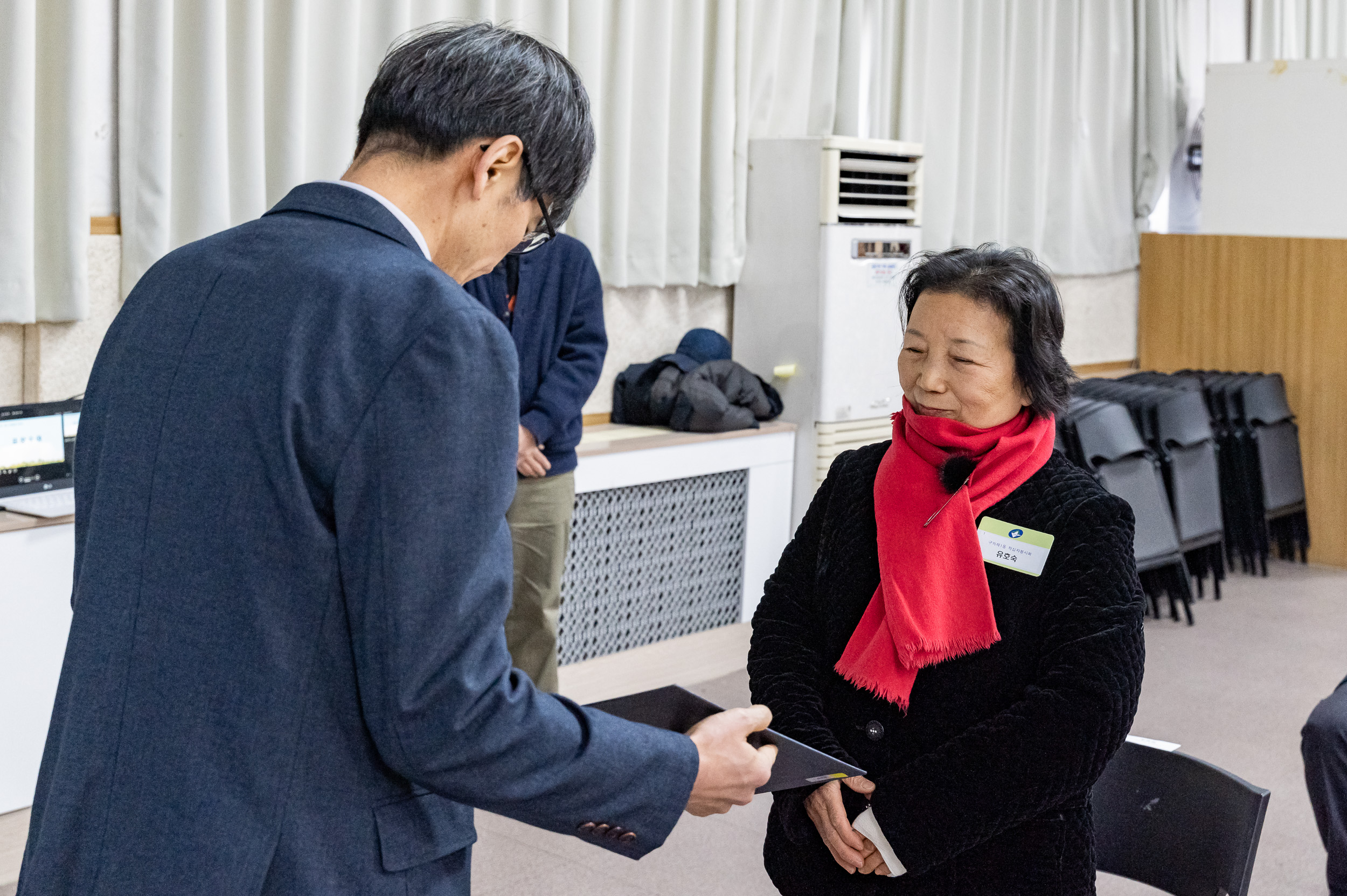 20250224-2025년도 2월 정기 구민표창 수여식 20250214-6889_L_132008.jpg