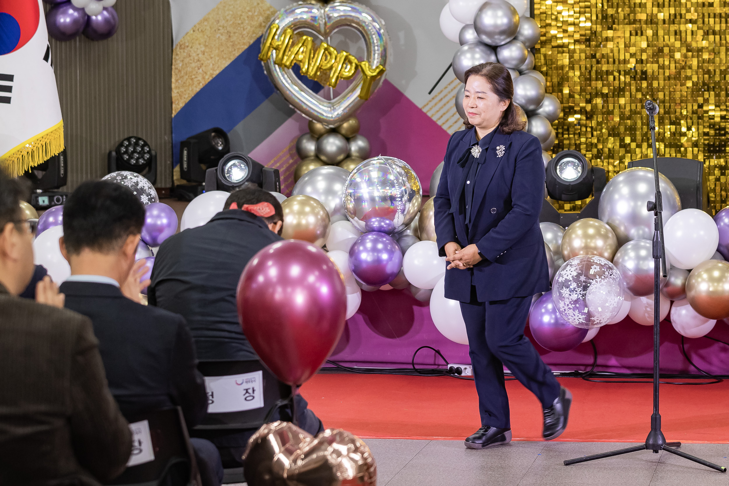 20241212-2024년 4/4분기 직원 정례조례 20241212_4231_G_210429.jpg