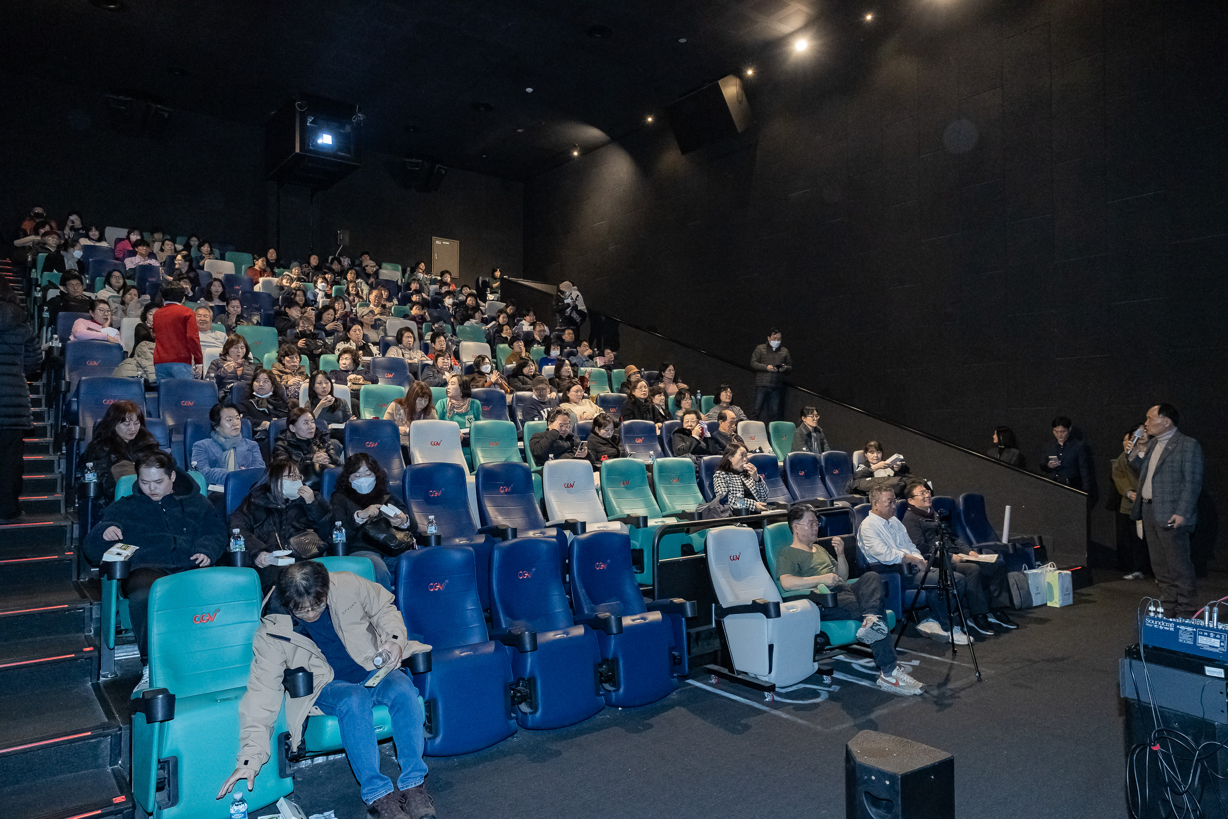 20251127-광진구노동복지센터 문화영화제 20251127-17766_L_130333.jpg