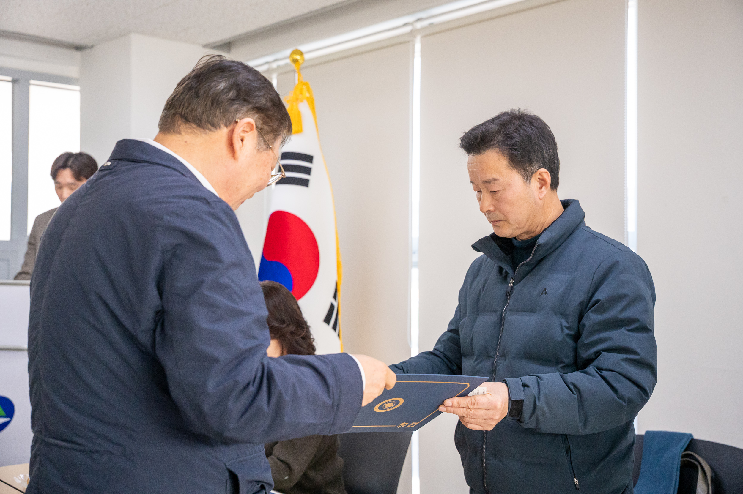 20260209-구의1동 주민자치회 위원 위촉장 수여식 20260209-16502_L_210402.jpg