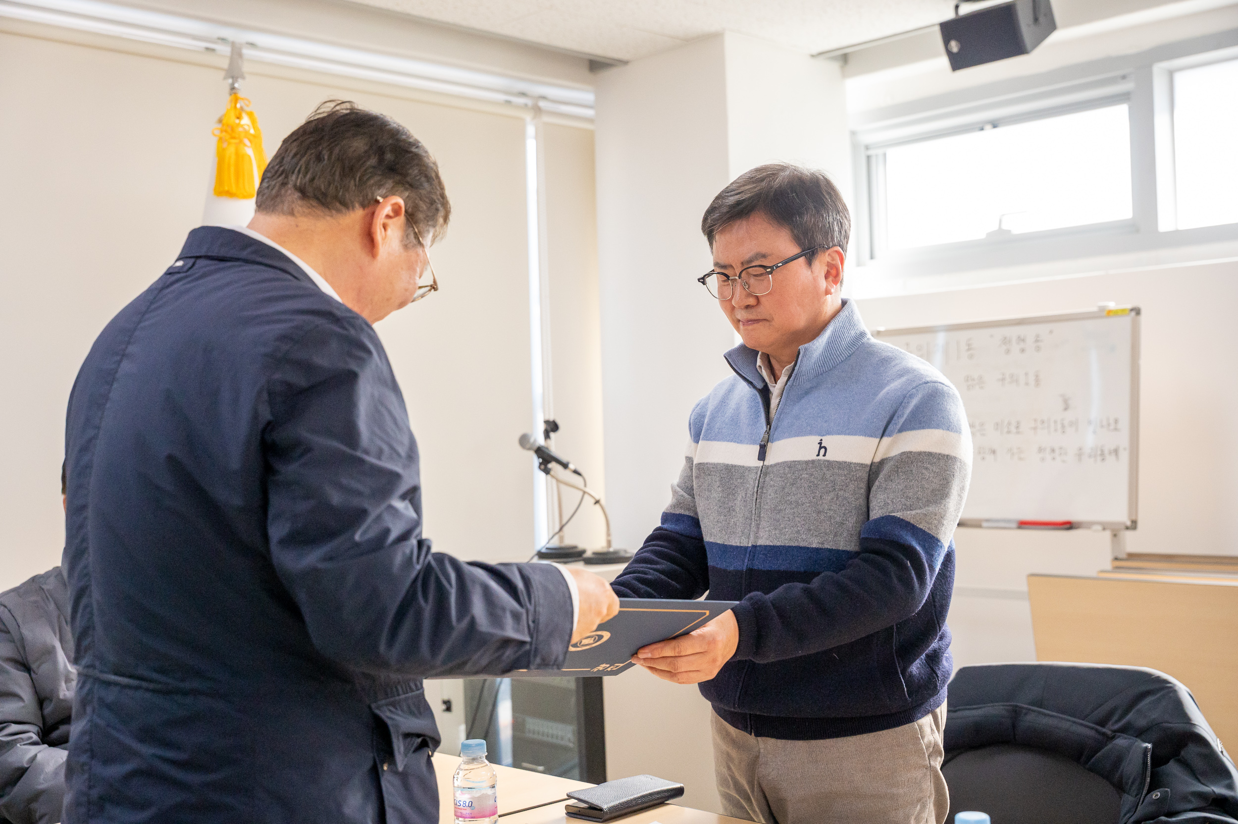 20260209-구의1동 주민자치회 위원 위촉장 수여식 20260209-16528_L_210402.jpg