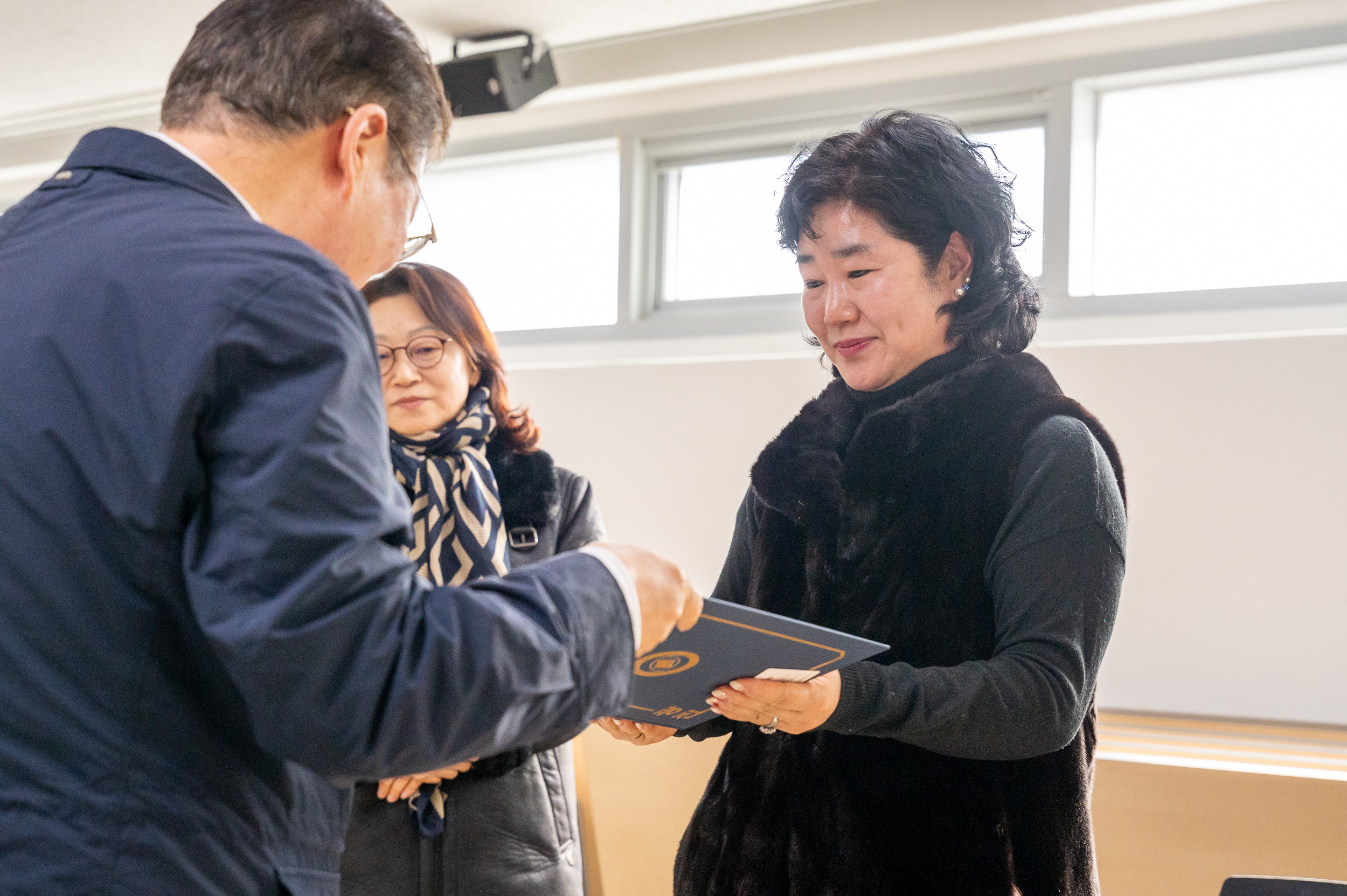 20260209-구의1동 주민자치회 위원 위촉장 수여식 20260209-16595_L_210402.jpg