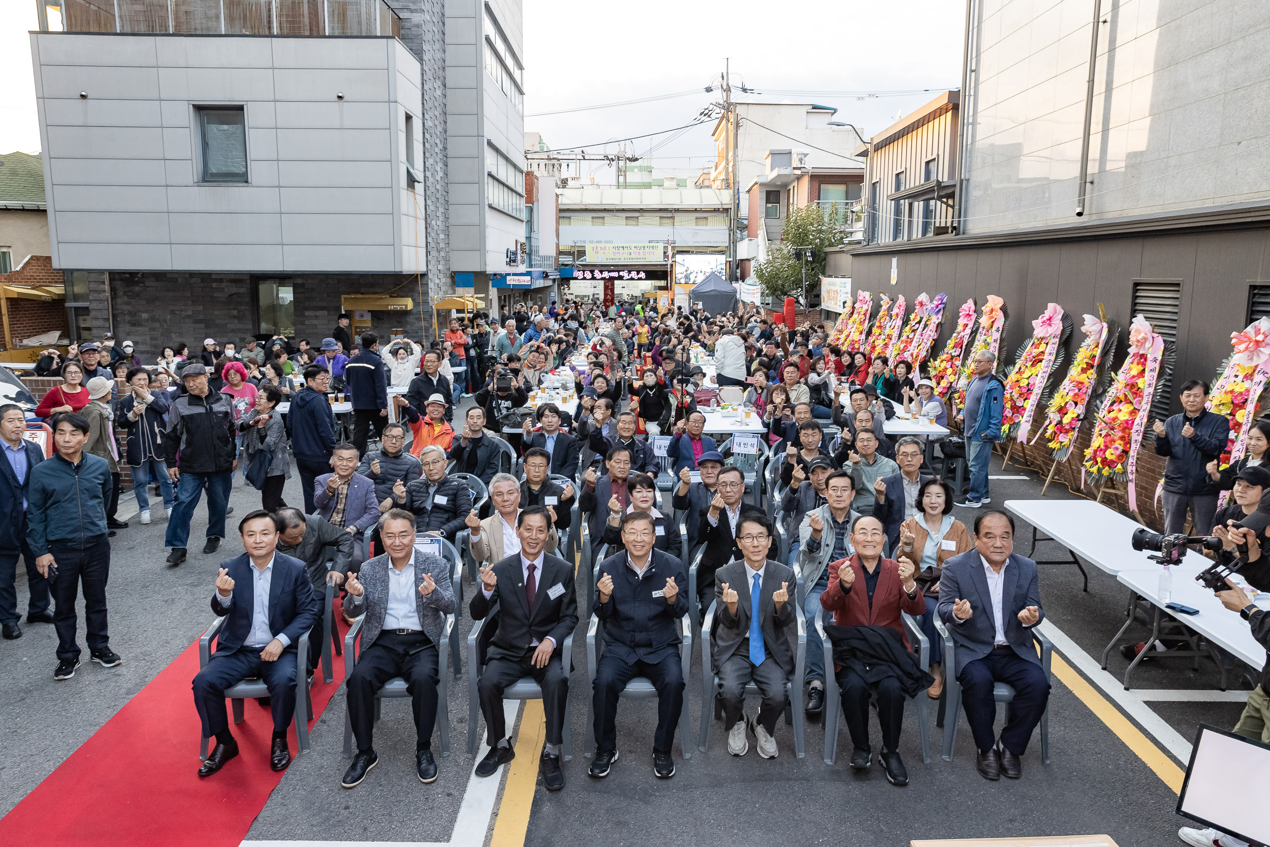 20251024-제3회 중곡제일시장 황금맥주축제 20251024-69557_L_174102.jpg