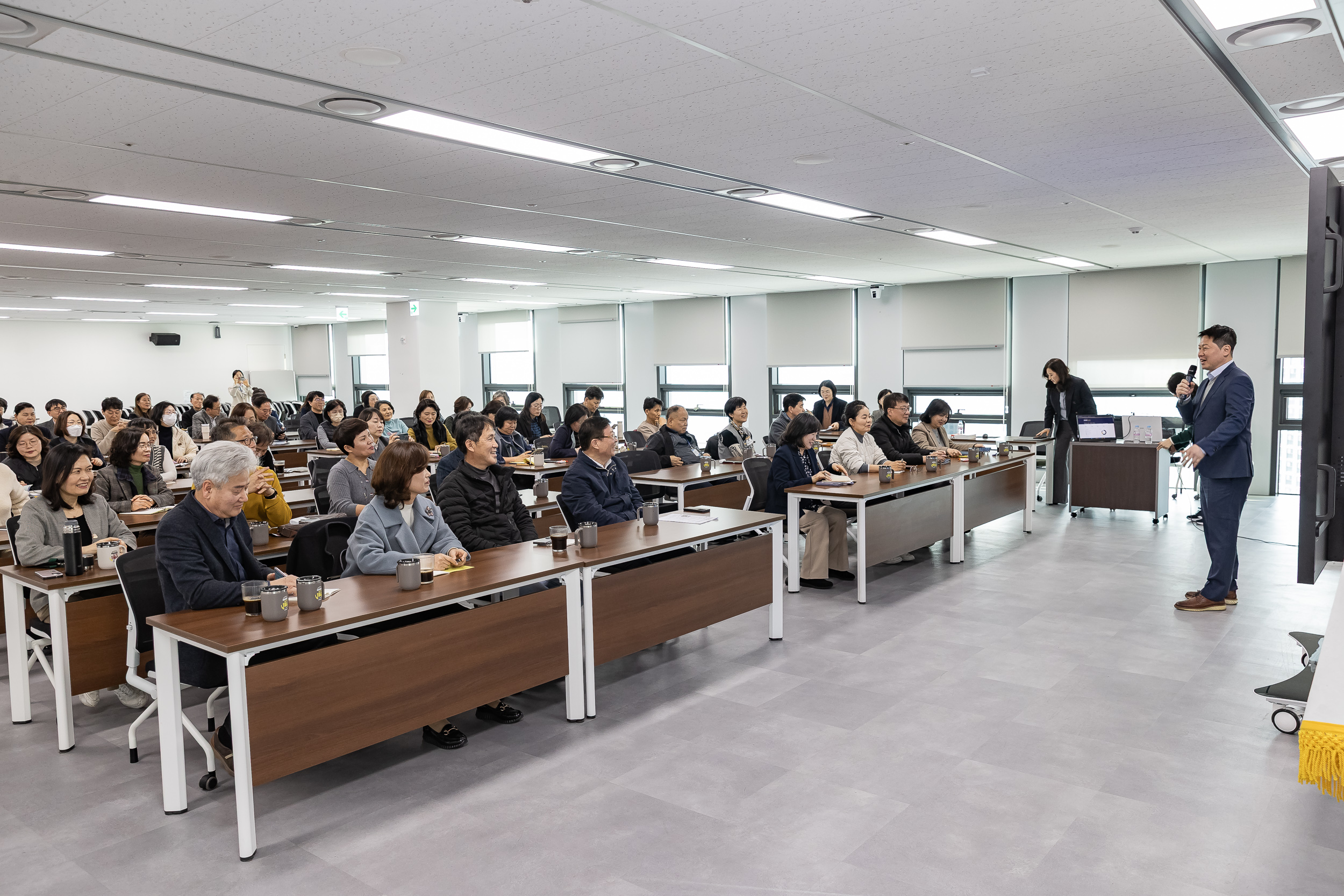 20260320-2026년 광진아카데미 직원 경제교육 20260320-45285_L_172443.jpg