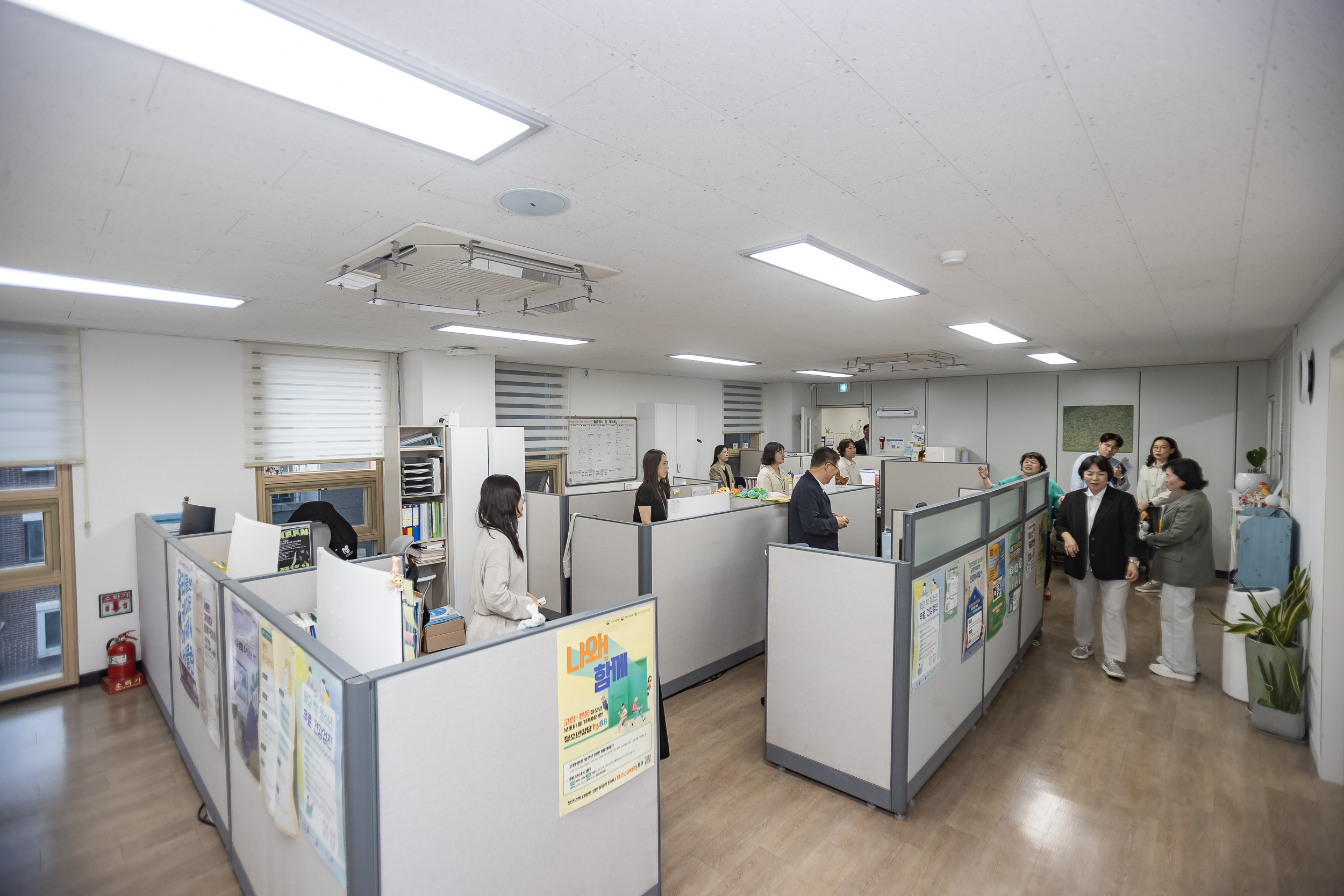 20250919-자양4동 청소년 상담복지센터 방문 20250919-32645_L_184842.jpg