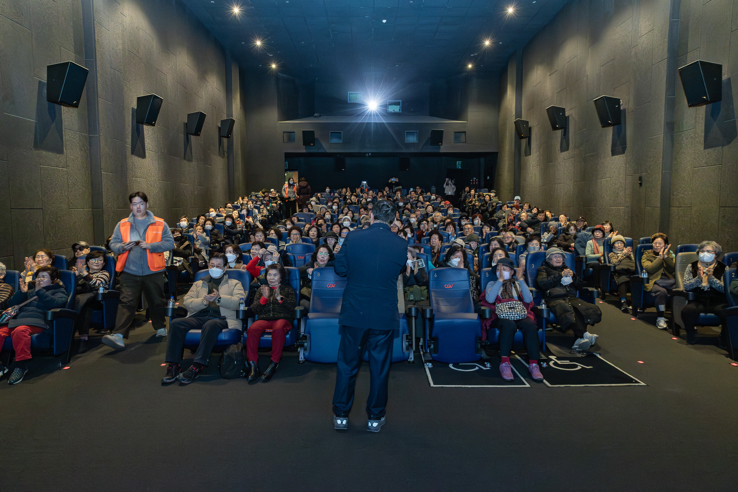 20260206-구립자양노인복지관 영화시사회 20260206-13853_L_205725.jpg