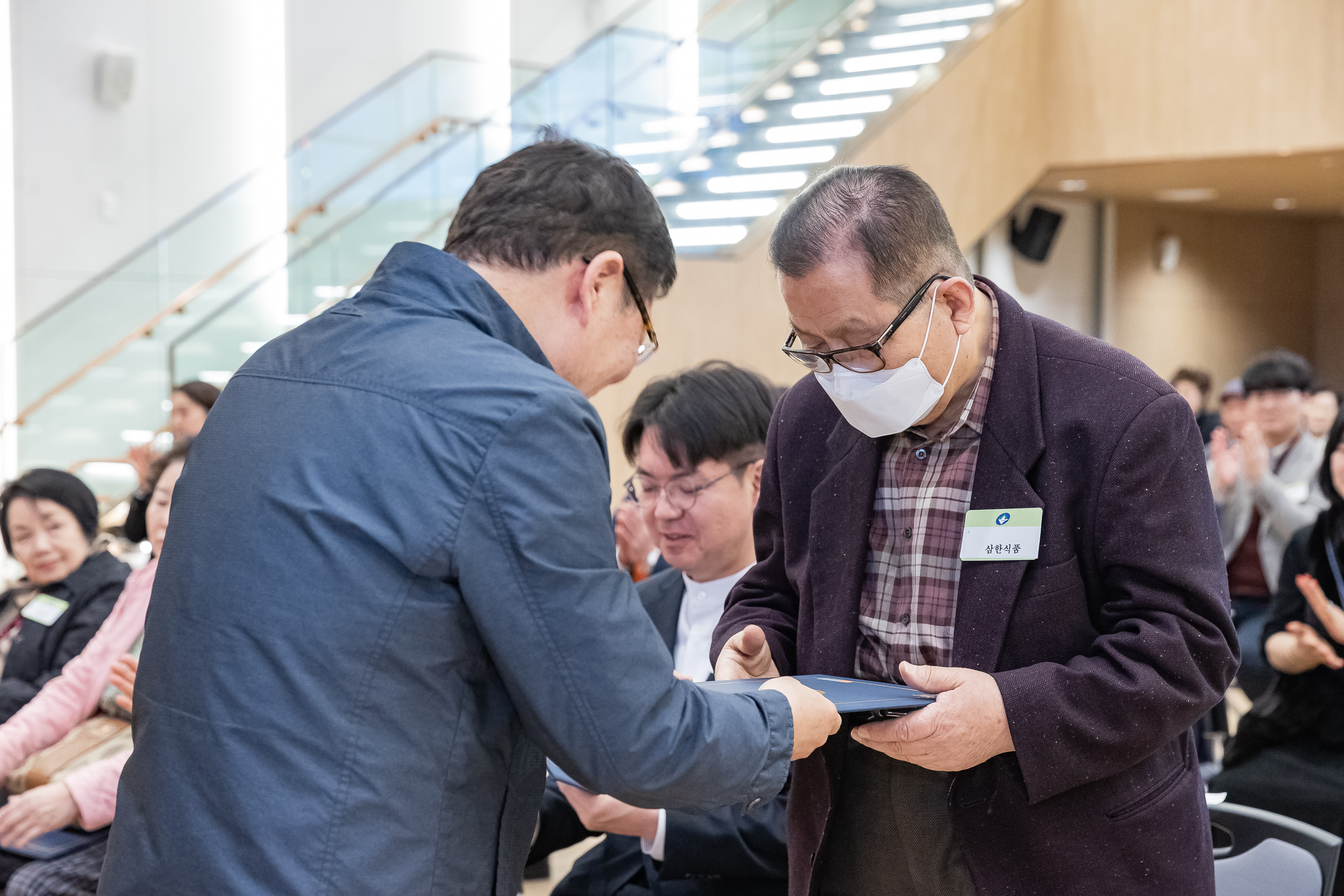 20260323-2026년 3월 정기 구민표창 수여식 20260323-47409_L_183852.jpg