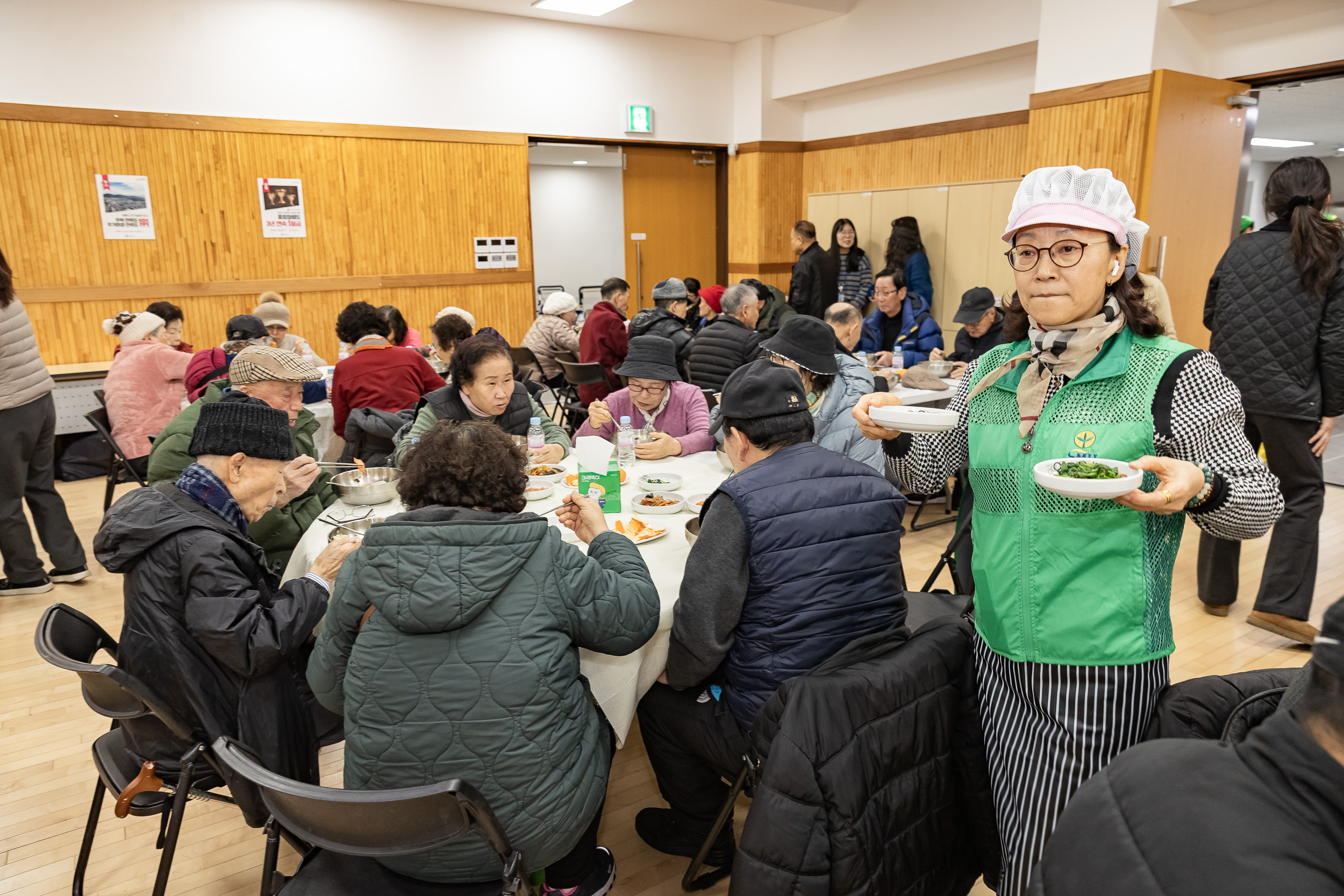 20260203-구의1동 새마을단체와 함께하는 따뜻한 떡국 나눔 20260203-10295_L_181158.jpg