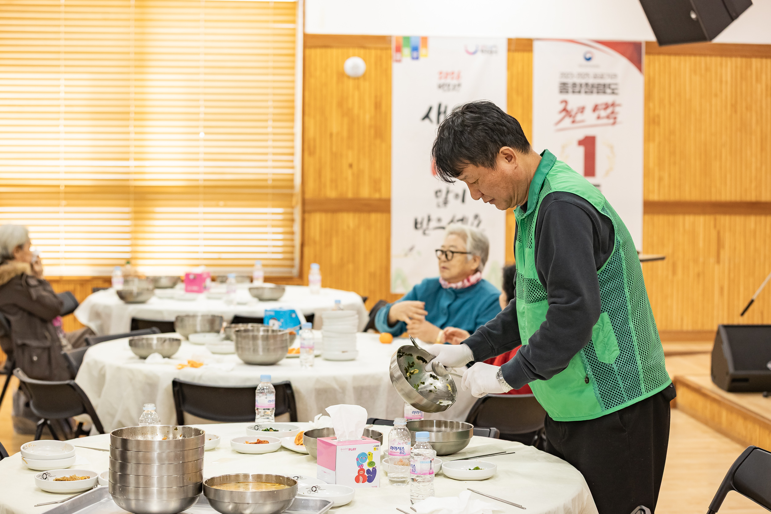 20260203-구의1동 새마을단체와 함께하는 따뜻한 떡국 나눔 20260203-10338_L_181158.jpg