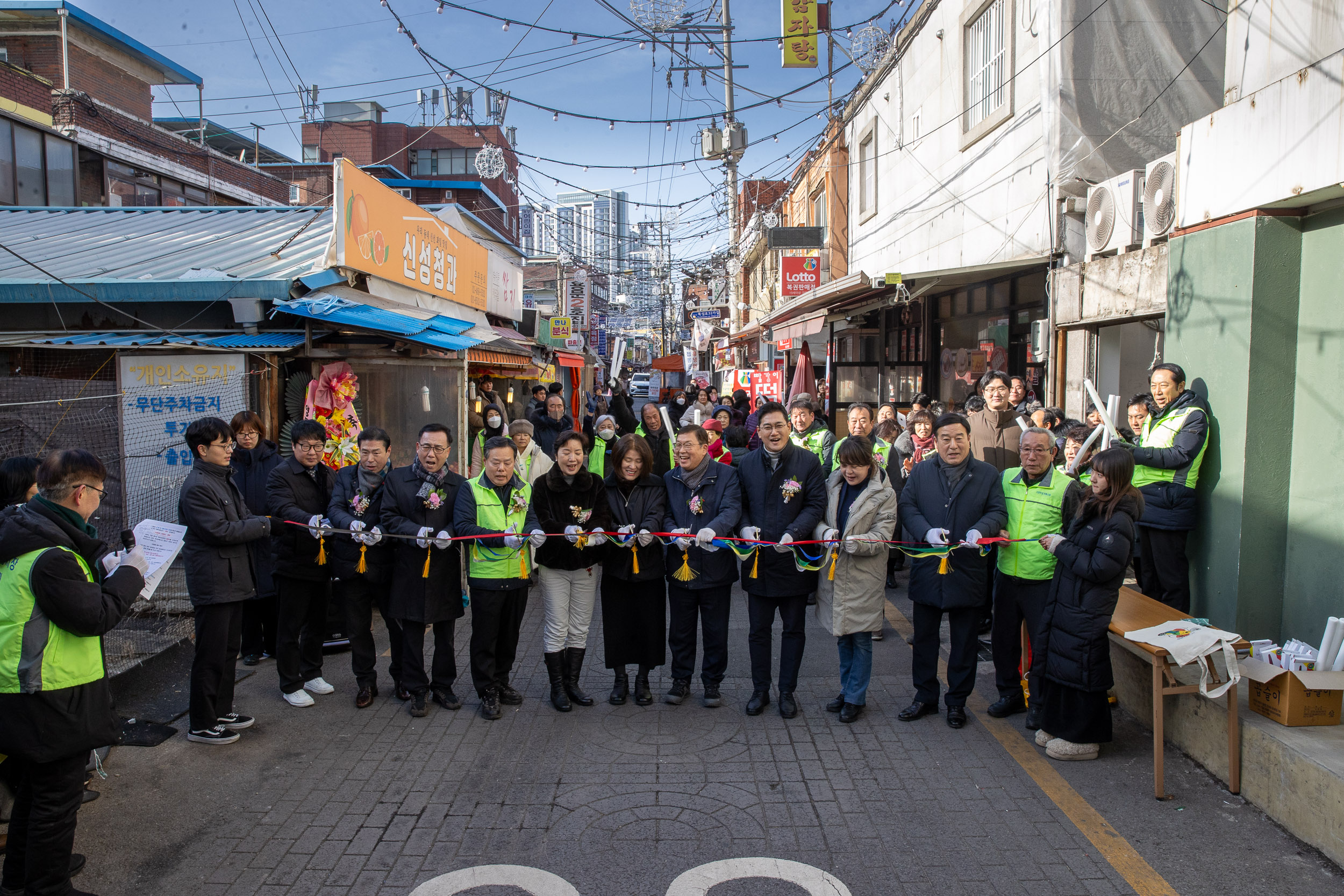 20260206-자양한강전통시장 '경관조명 점등식 행사' 20260206-14266_L_205903.jpg