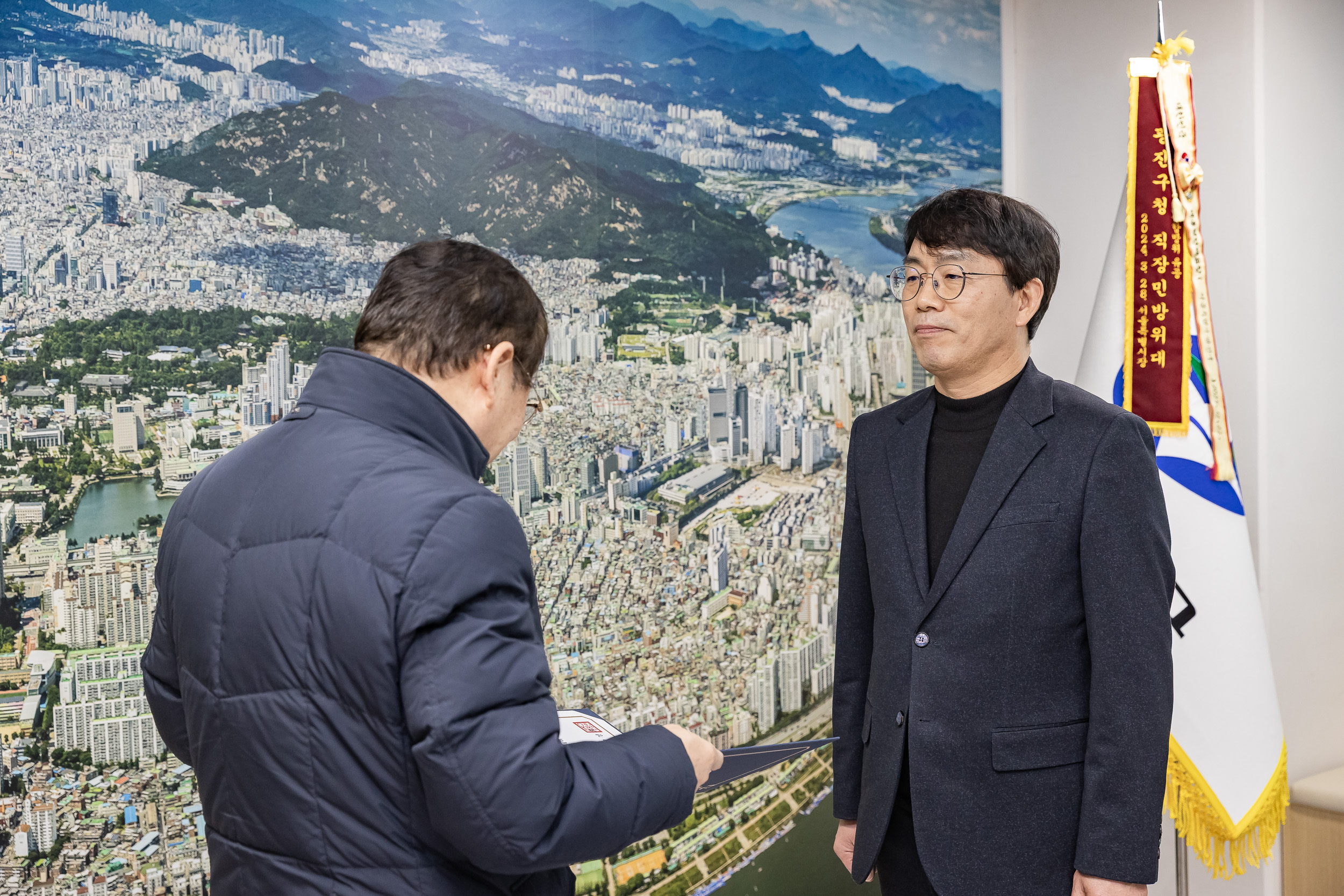 20260108-5급 전입 대상자 발령장 수여식 20260108-62007_L_134909.jpg