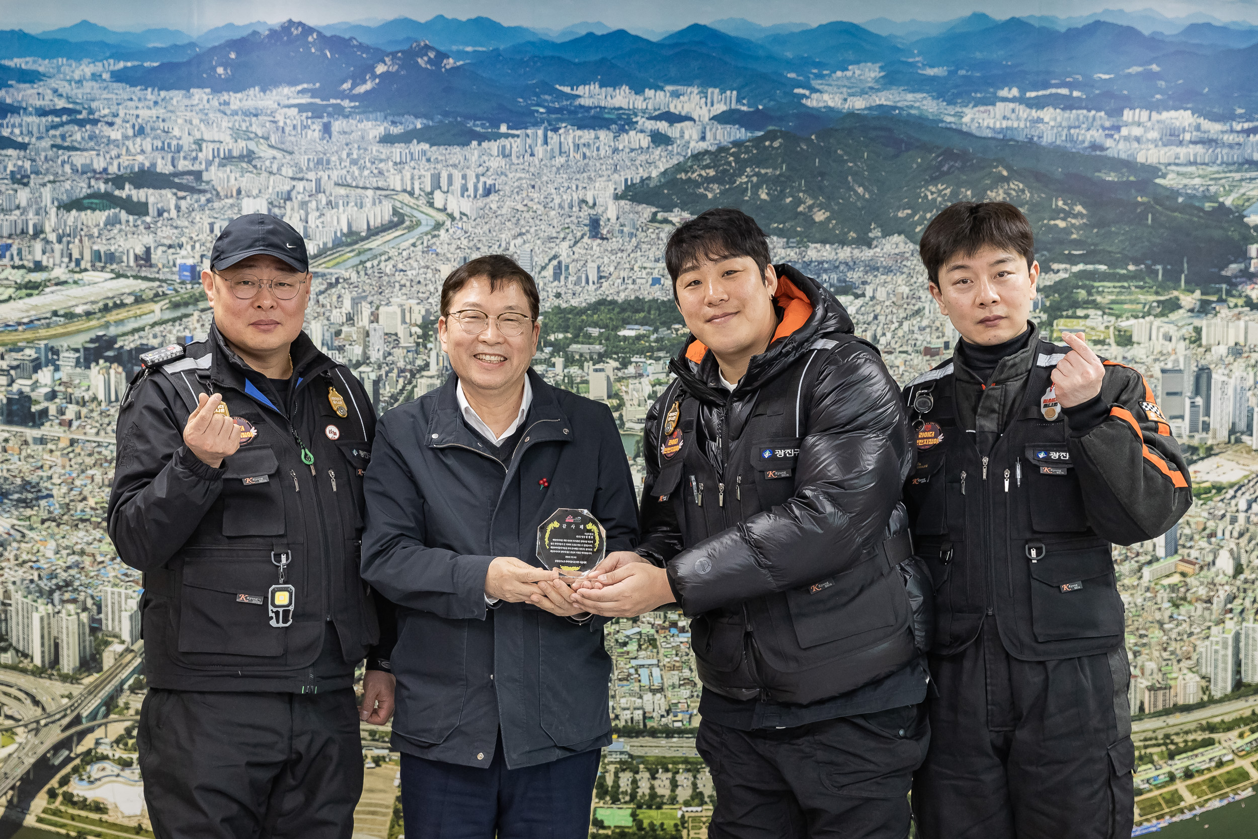 20260224-라이더유니온 서울지회 광진구청장 감사패 전달식 20260224-25232_L_174838.jpg